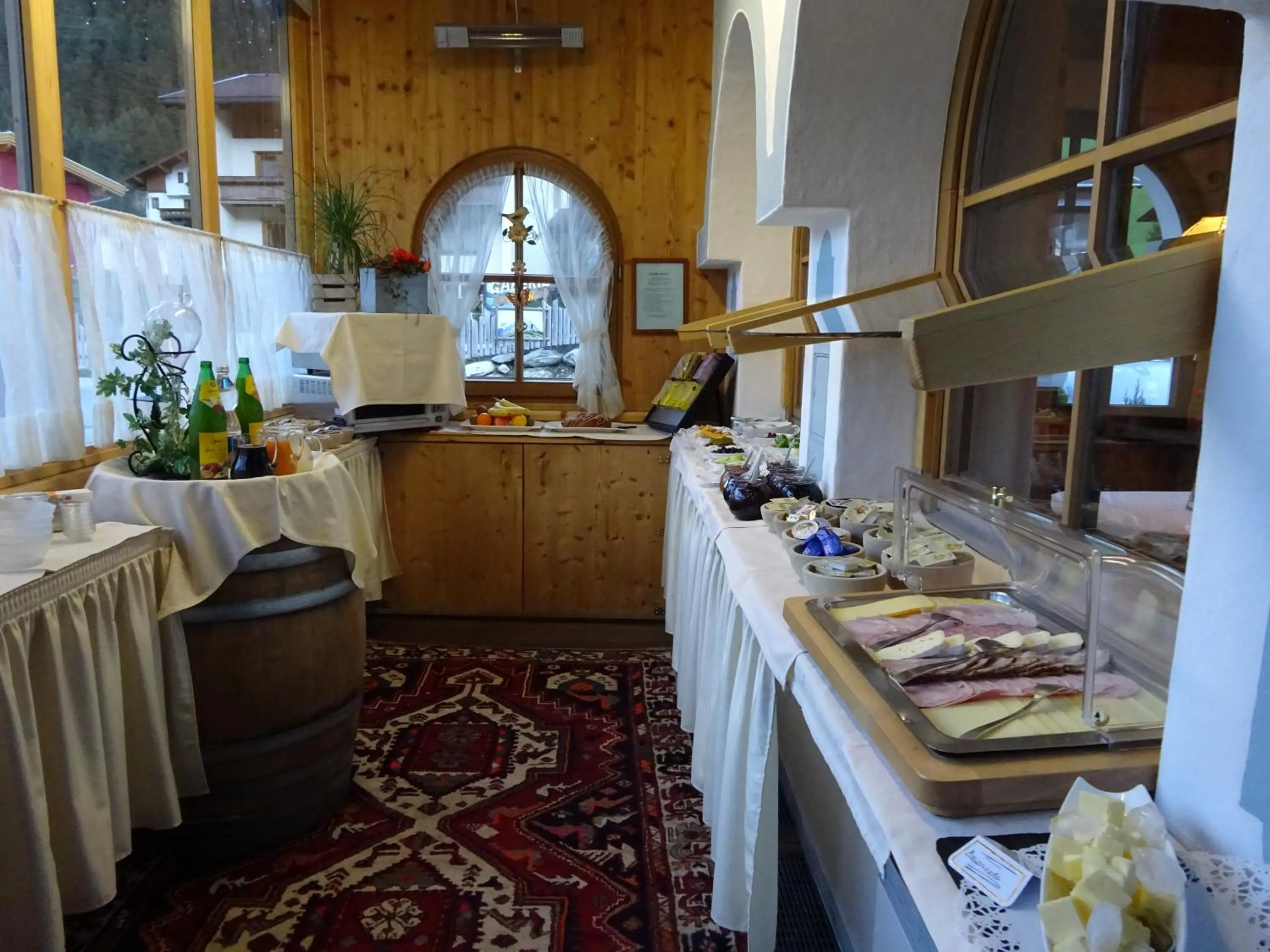 Buffet breakfast in Zum Sepp