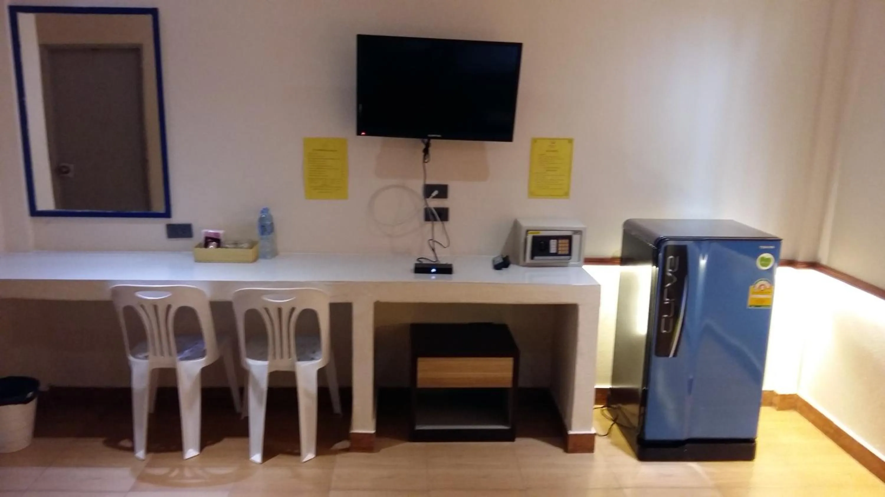 TV and multimedia in Banana Resort Sadao