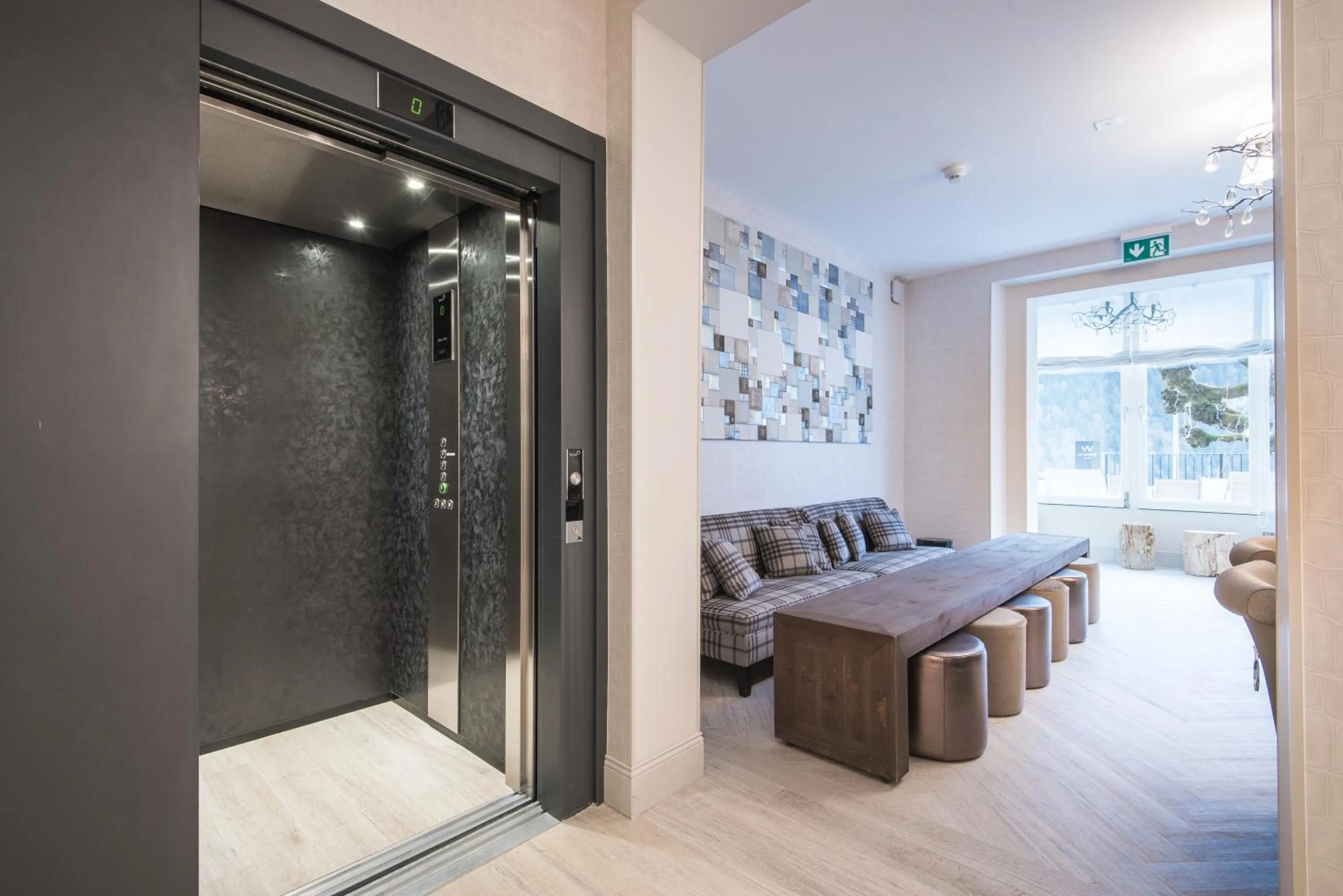 Day in Hôtel Le White - Le 42 Restaurant