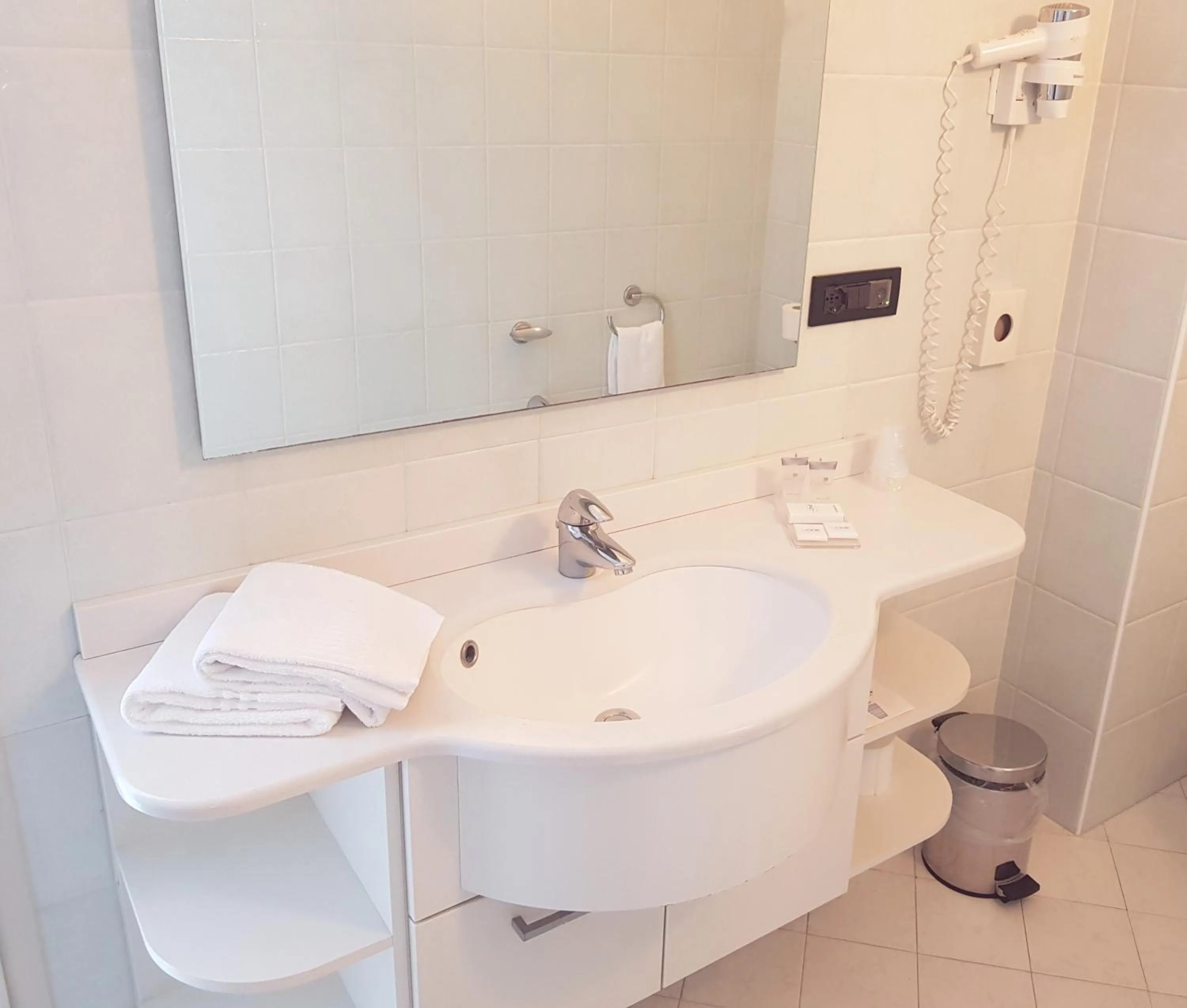 Bathroom in Hotel Ristorante al Giardinetto