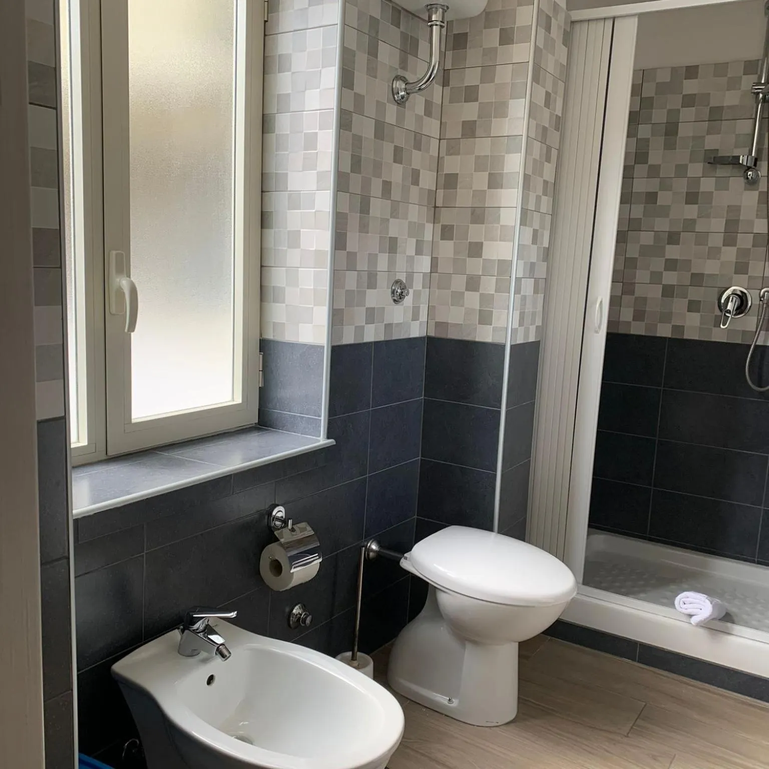 Bathroom in Royal Dante