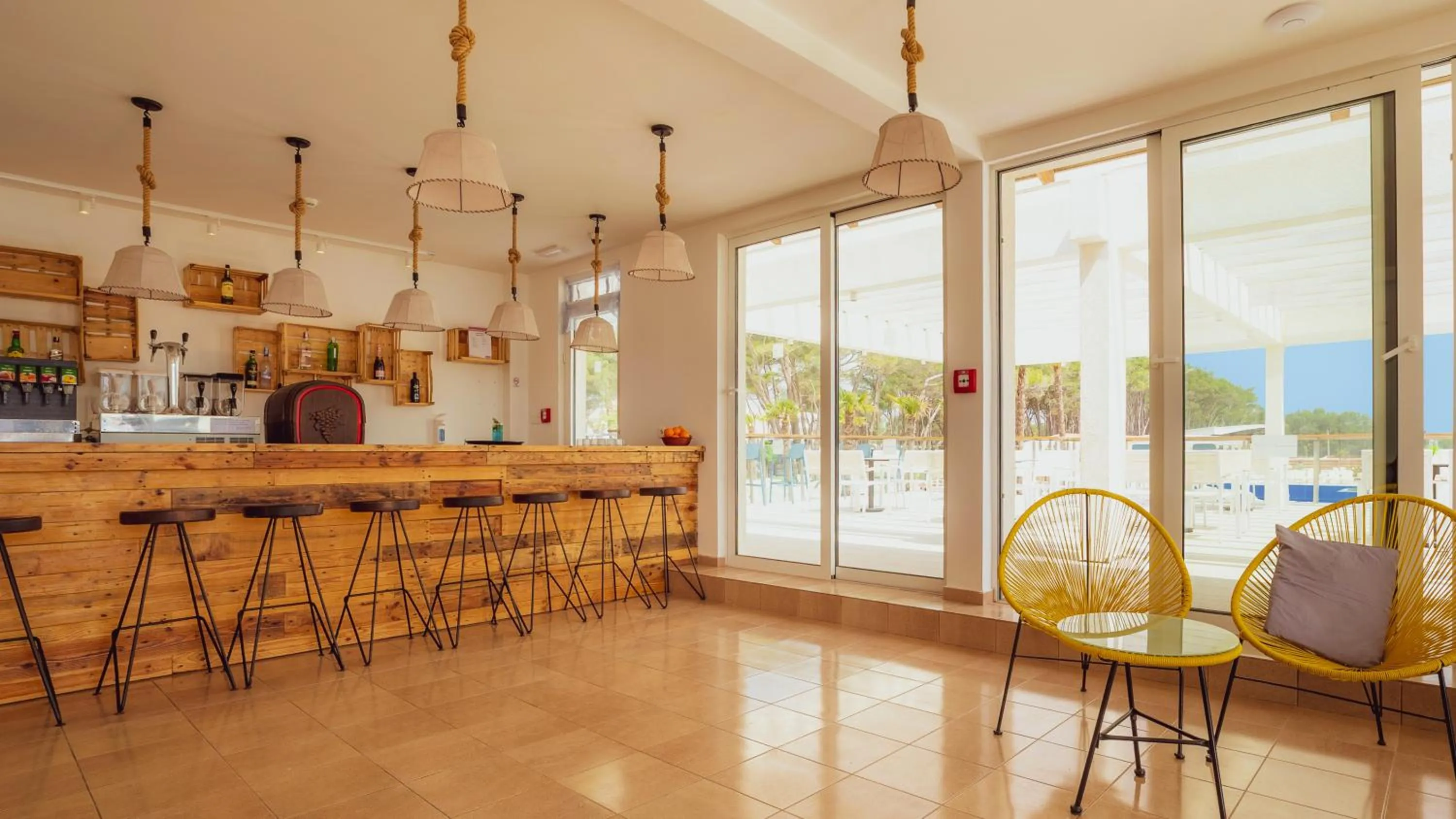 Lounge or bar in Azul Beach Resort Montenegro by Karisma - All Inclusive