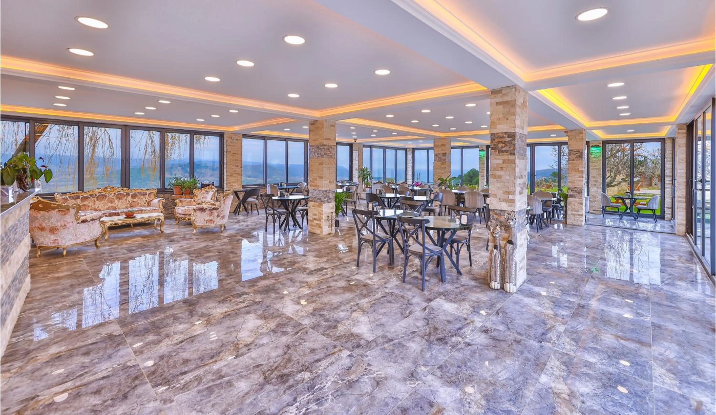 Restaurant/places to eat in Agva Teras Garden Hotel & Bungalow