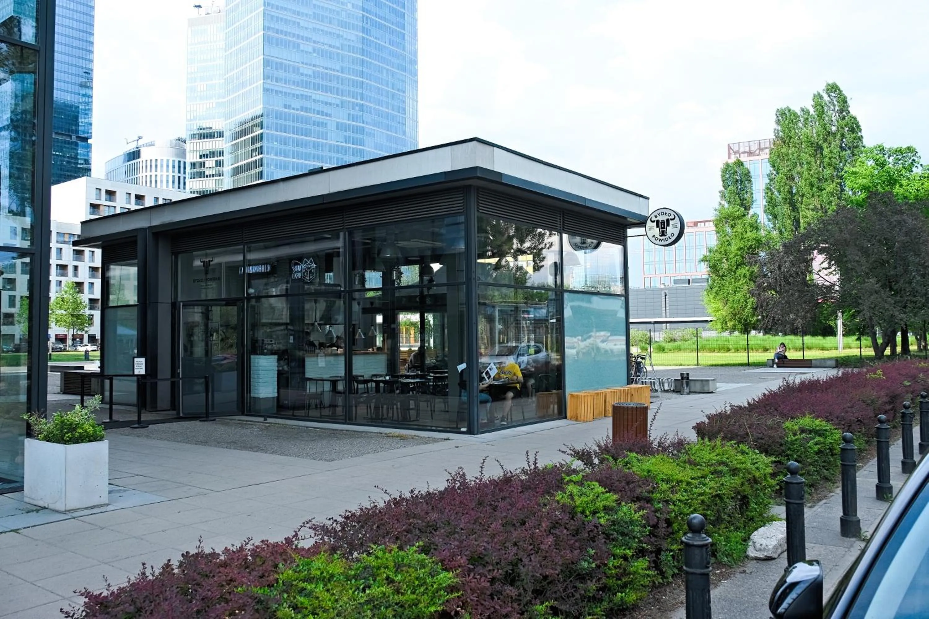 Restaurant/places to eat in GO Apartments - ApartHotel