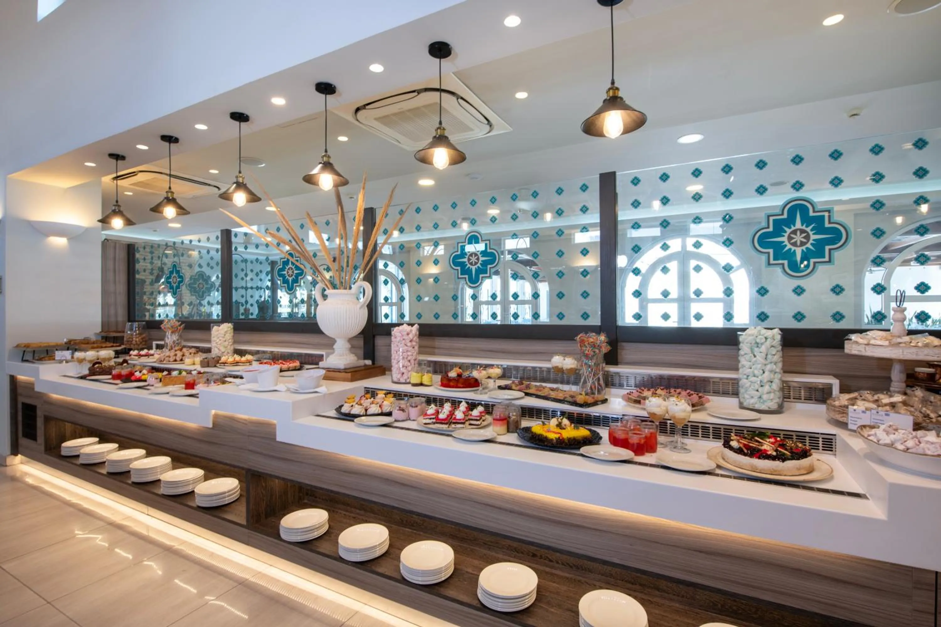 Restaurant/places to eat in Anemos Luxury Grand Resort