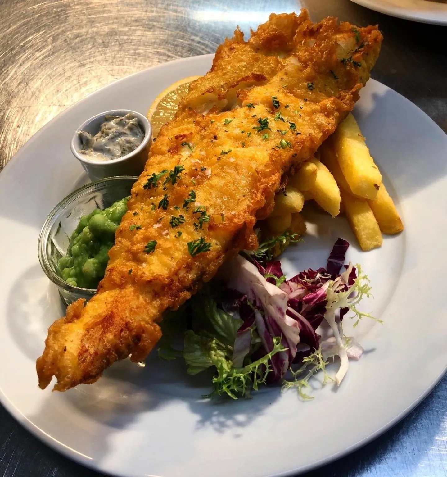 Food and drinks in Lakeside Lodge