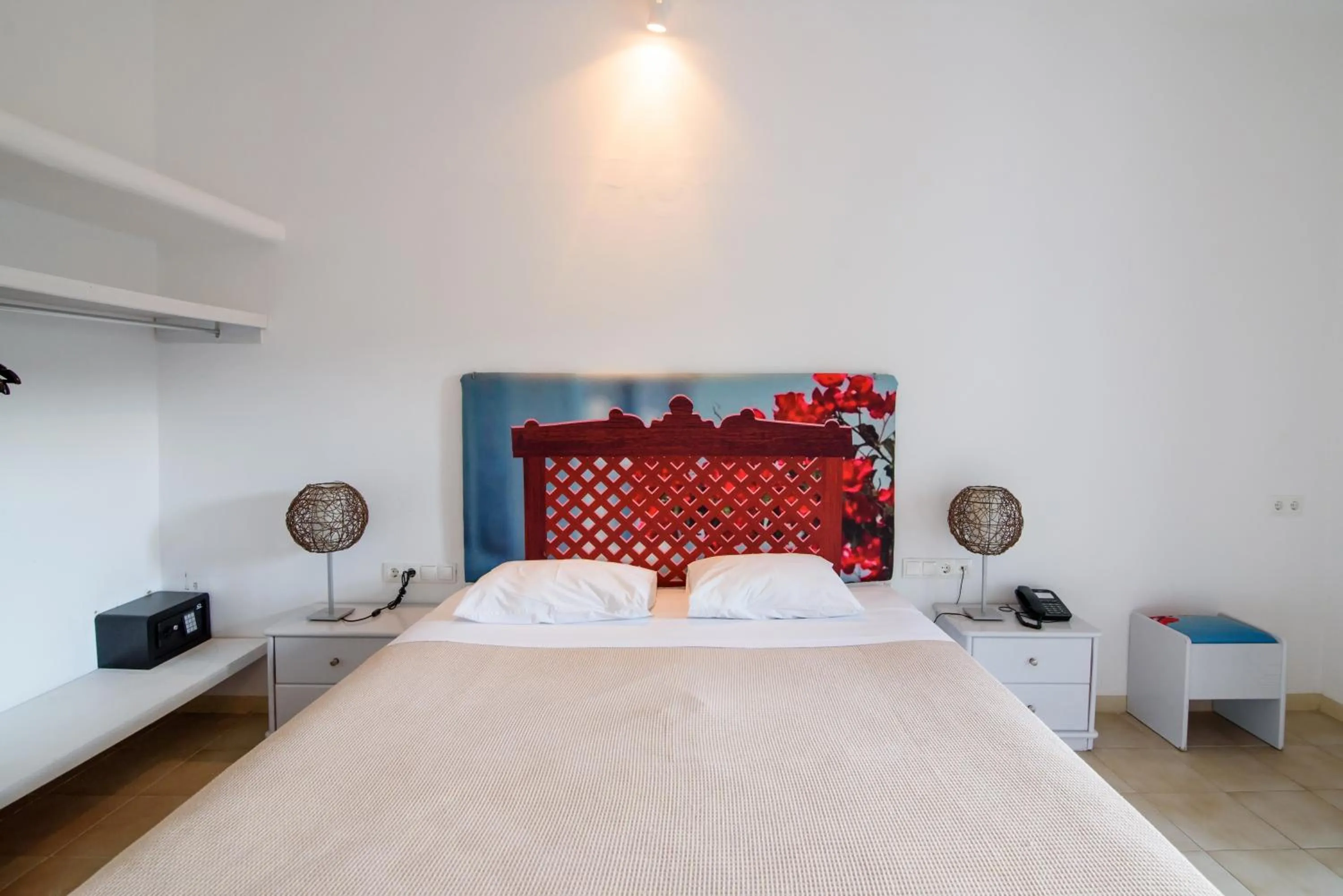 Photo of the whole room, Bed in Atlas Boutique Hotel