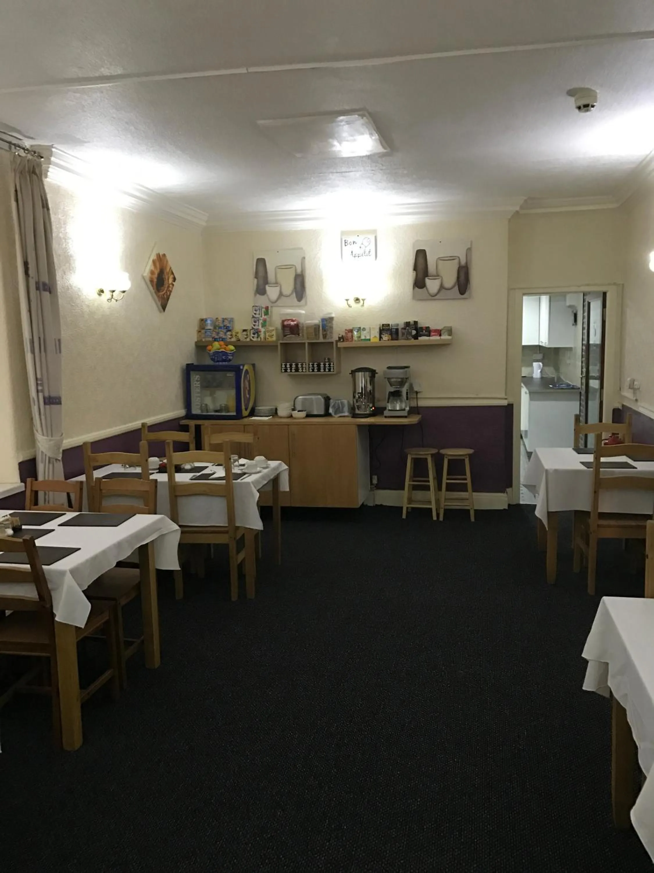 Other, Restaurant/Places to Eat in Oasis