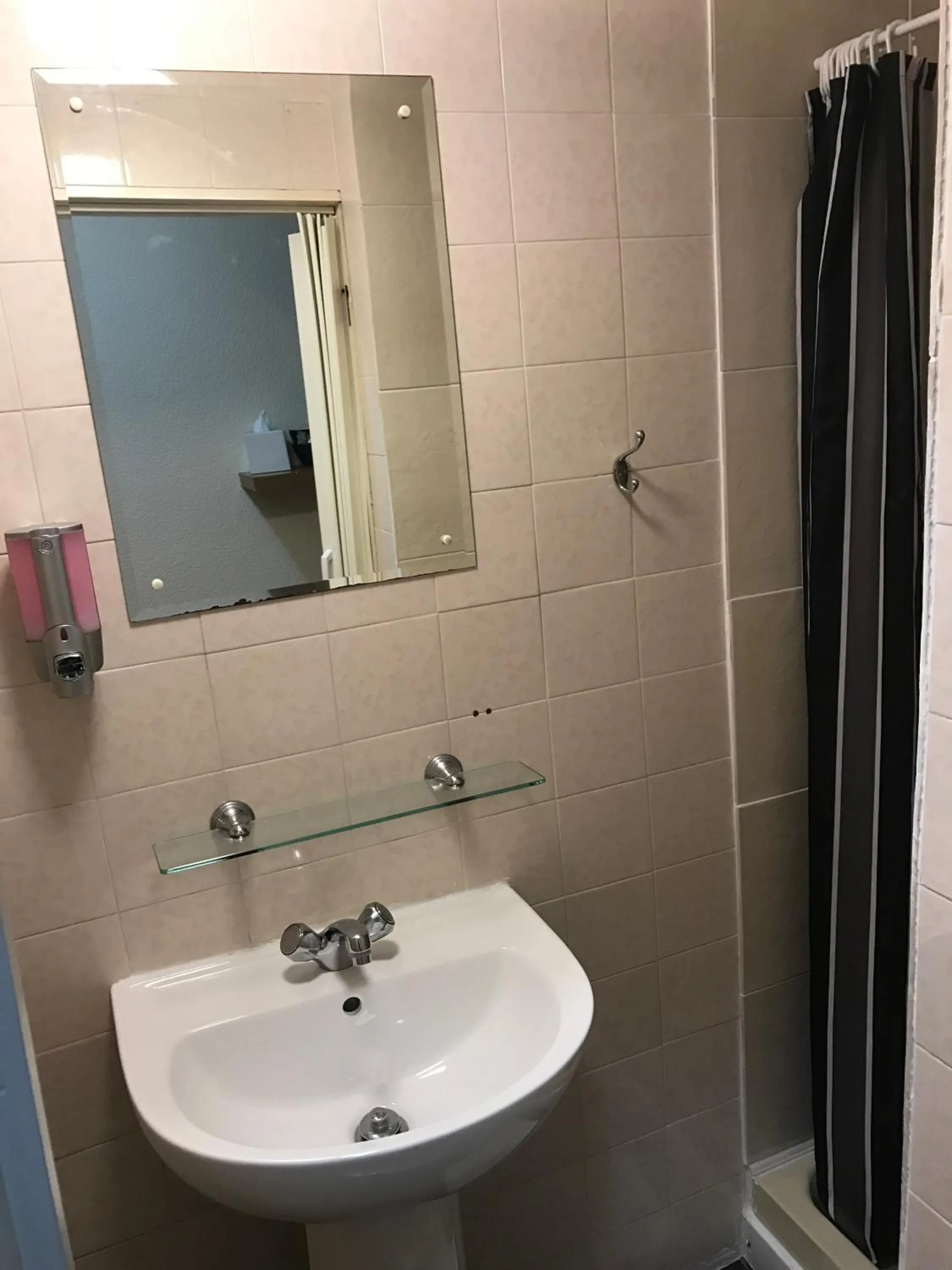 Other, Bathroom in Oasis