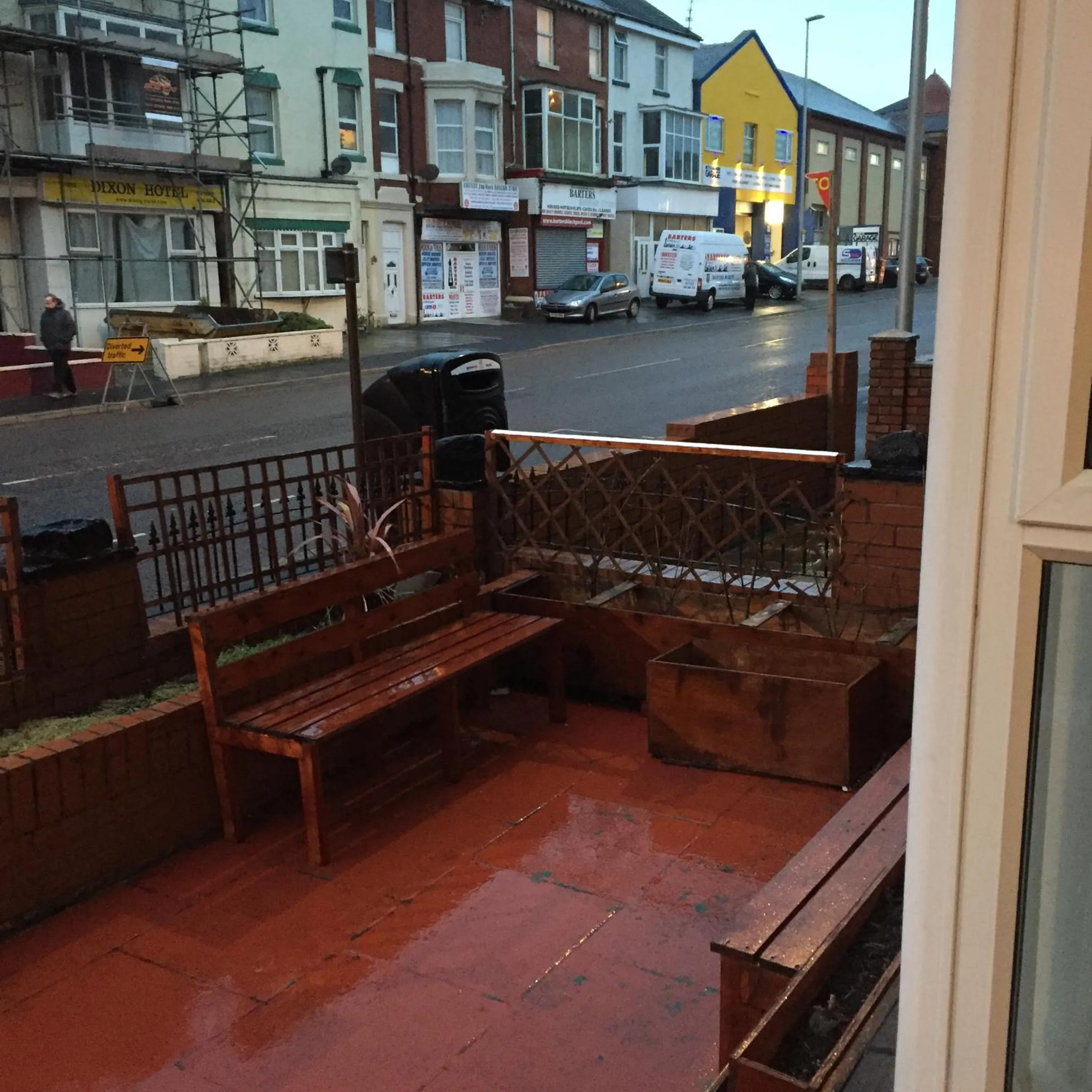 Street view in Oasis