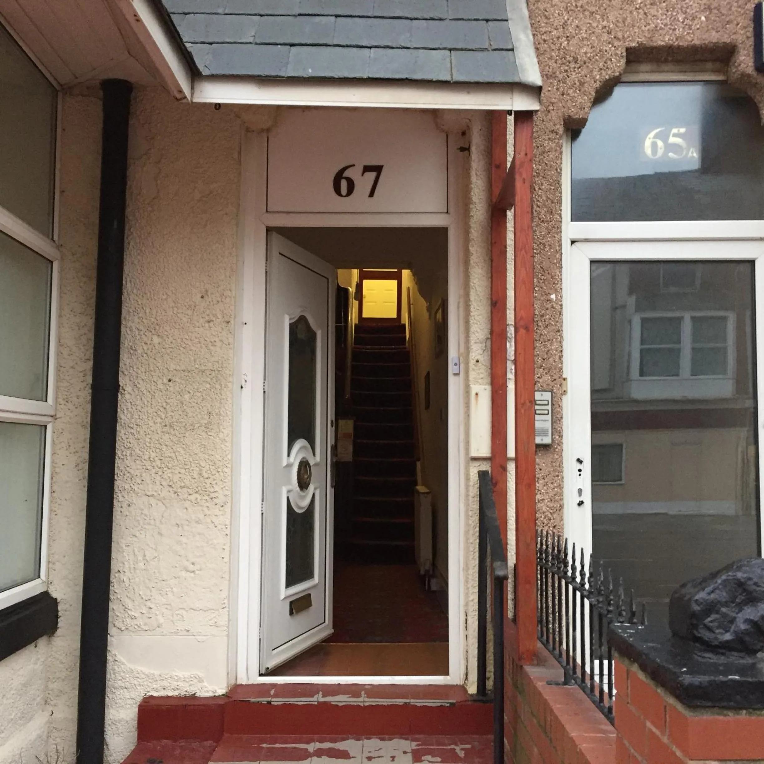 Facade/entrance in Oasis