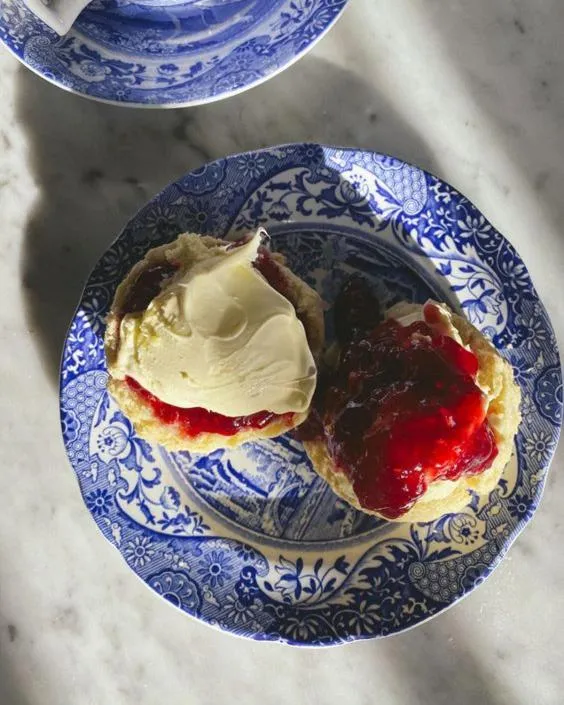 Food close-up in The Five Dials Inn
