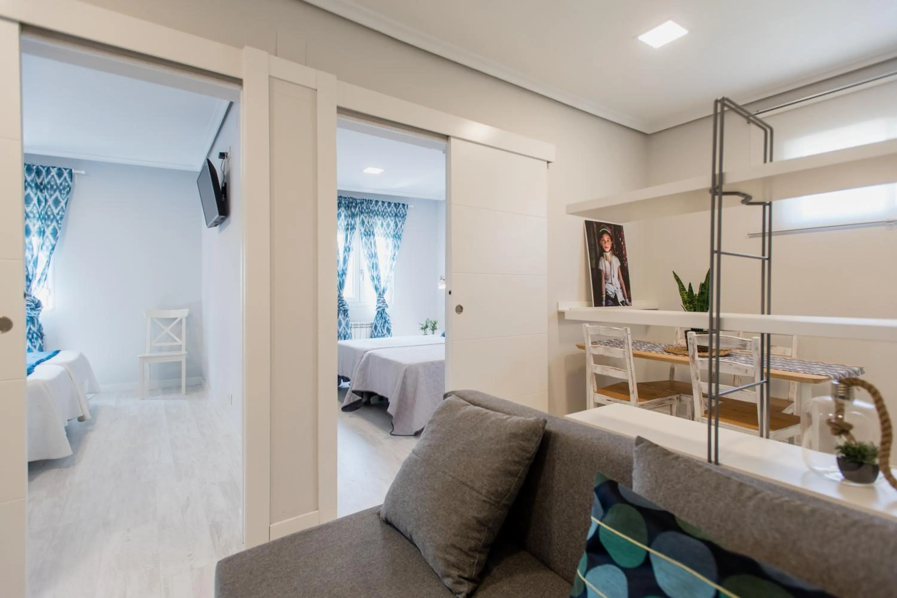 Seating area, Bed in Apartamentos River Santander