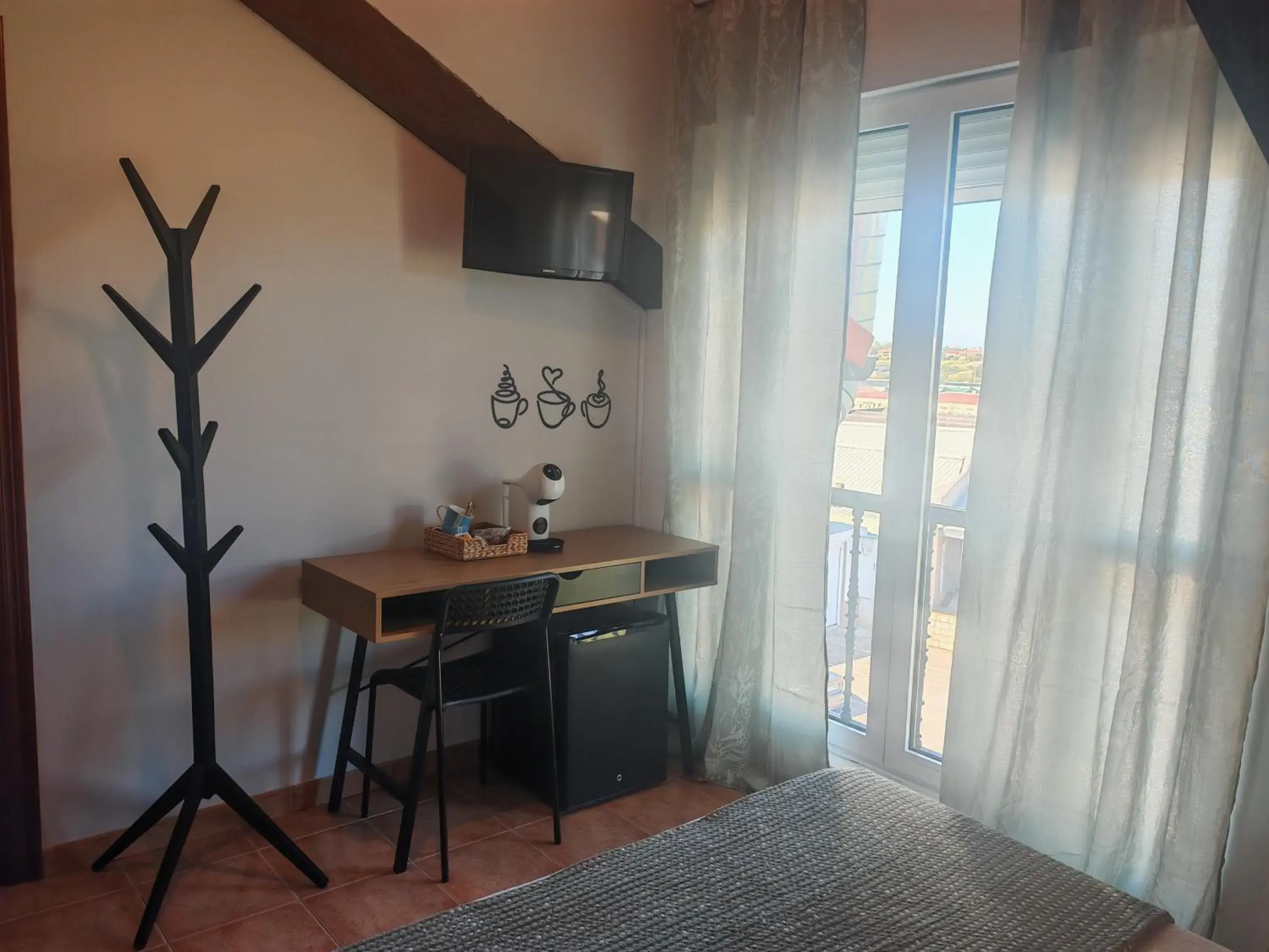Double room without kitchen in Apartamentos River Santander Double room without kitchen in Apartamentos River Santander