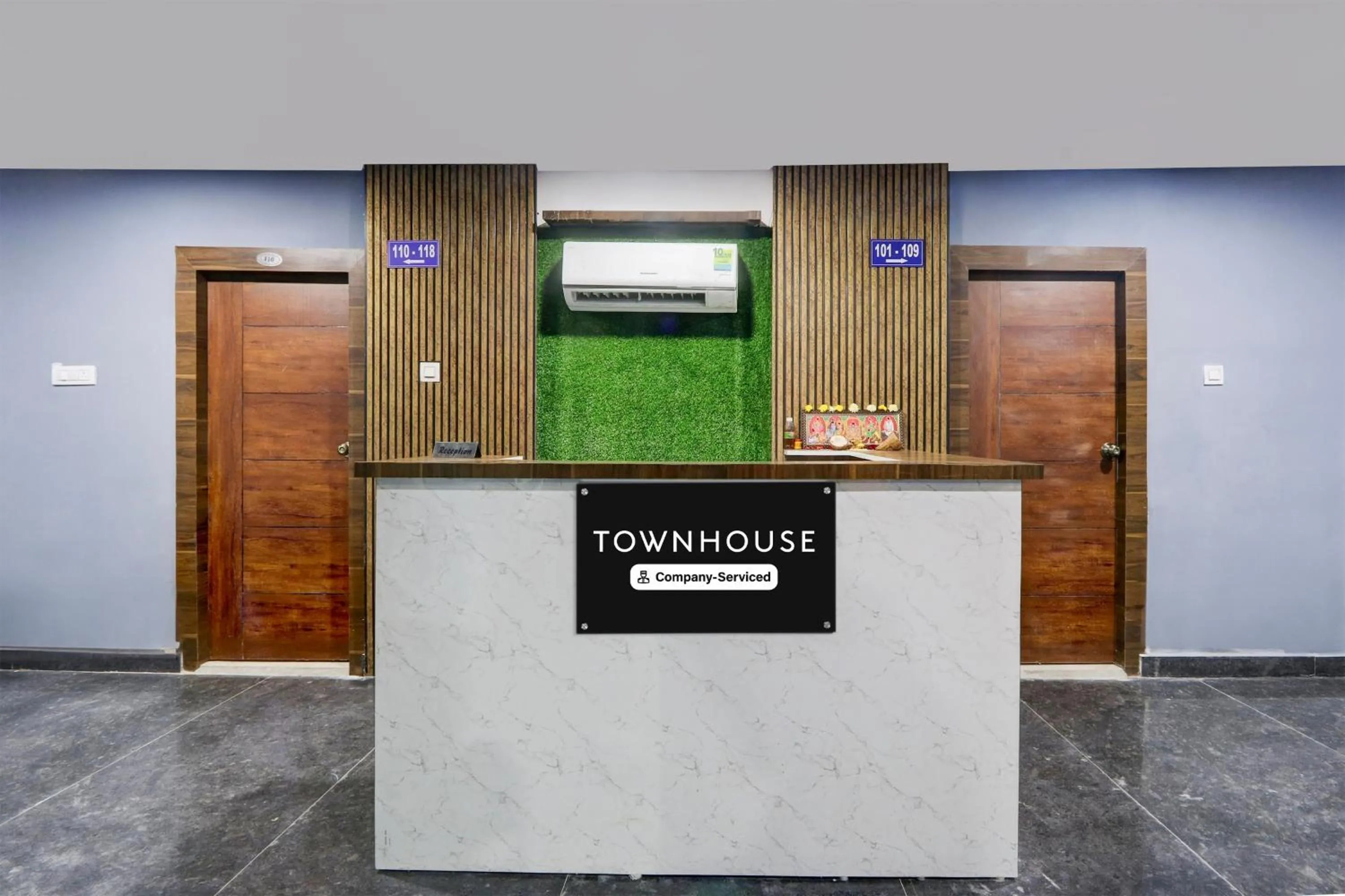 Lobby or reception in Super Townhouse Kukatpally Formerly SV Royal