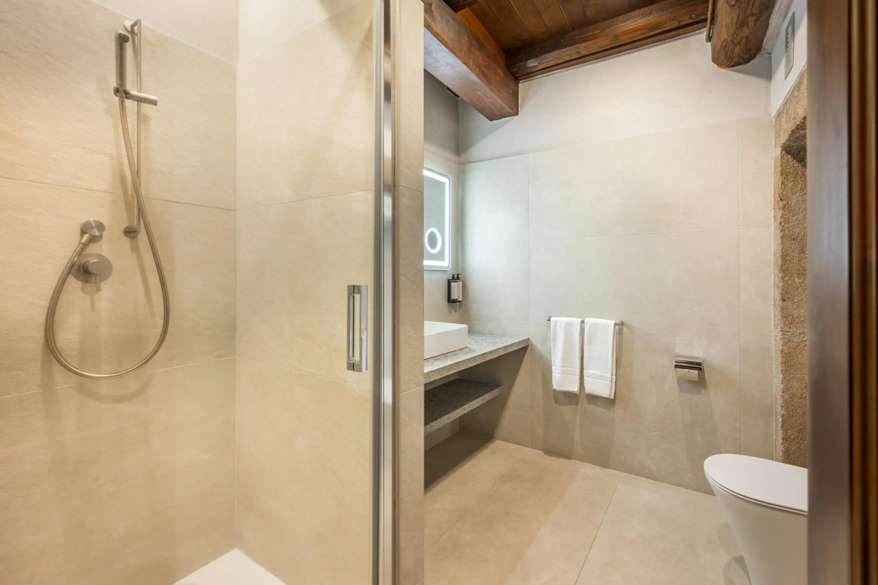 Shower in Palazzo Catalani Resort