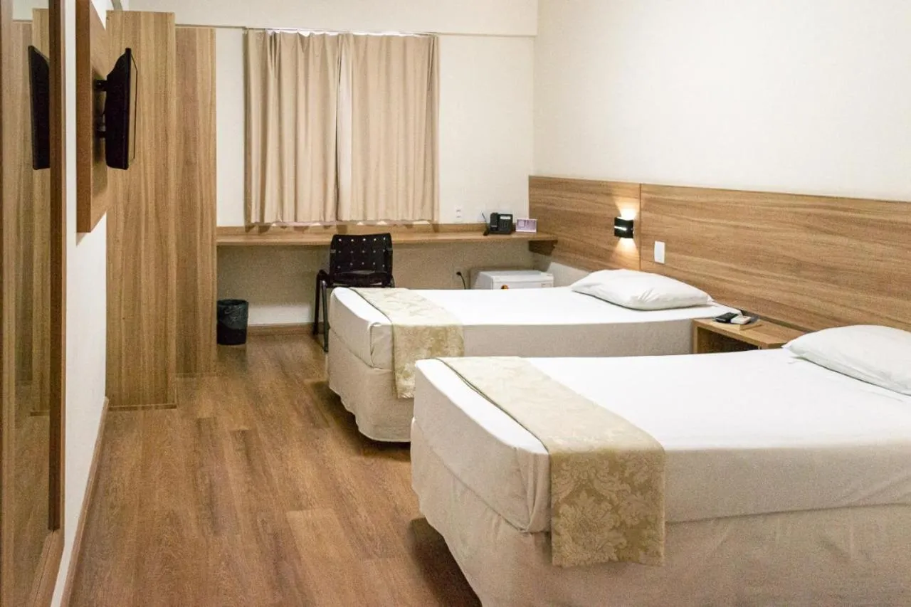 Photo of the whole room, Bed in Hotel Malibu Inn Campinas