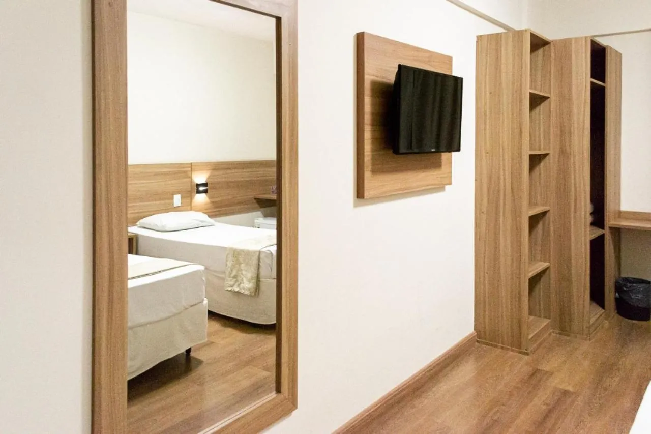 TV and multimedia, Bed in Hotel Malibu Inn Campinas