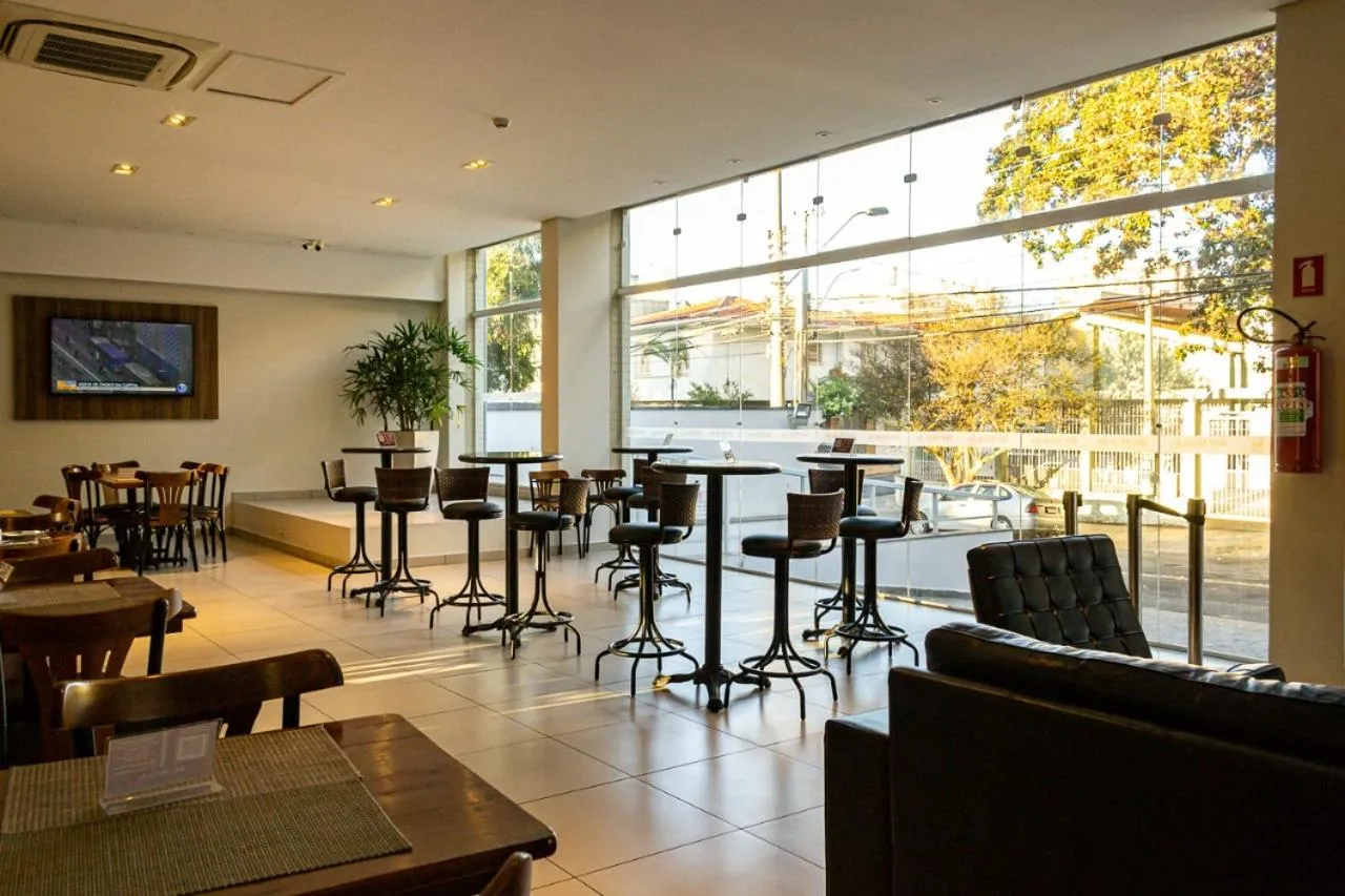 Restaurant/places to eat in Hotel Malibu Inn Campinas