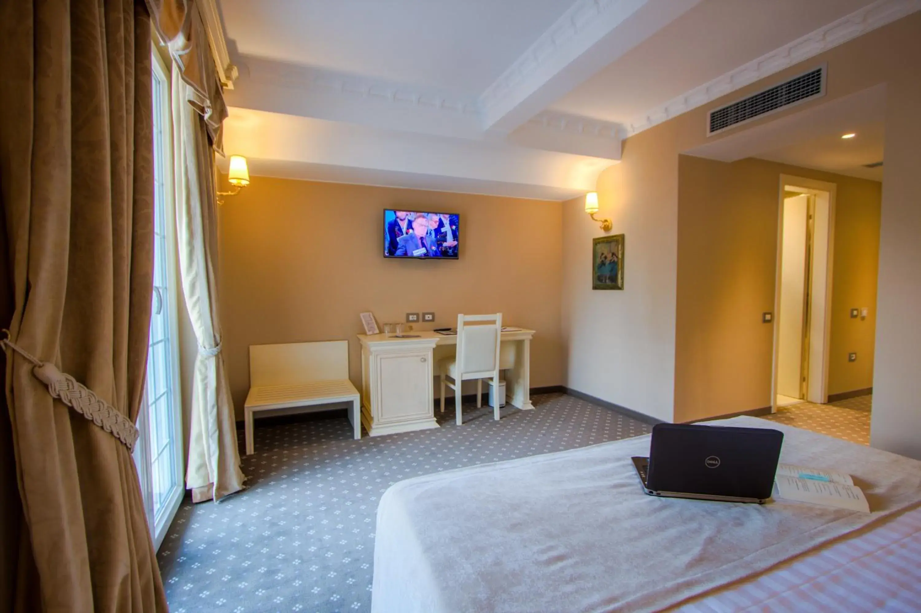 Superior Double Room - single occupancy in Lot Boutique Hotel by Hotels and Preference Superior Double Room - single occupancy in Lot Boutique Hotel by Hotels and Preference