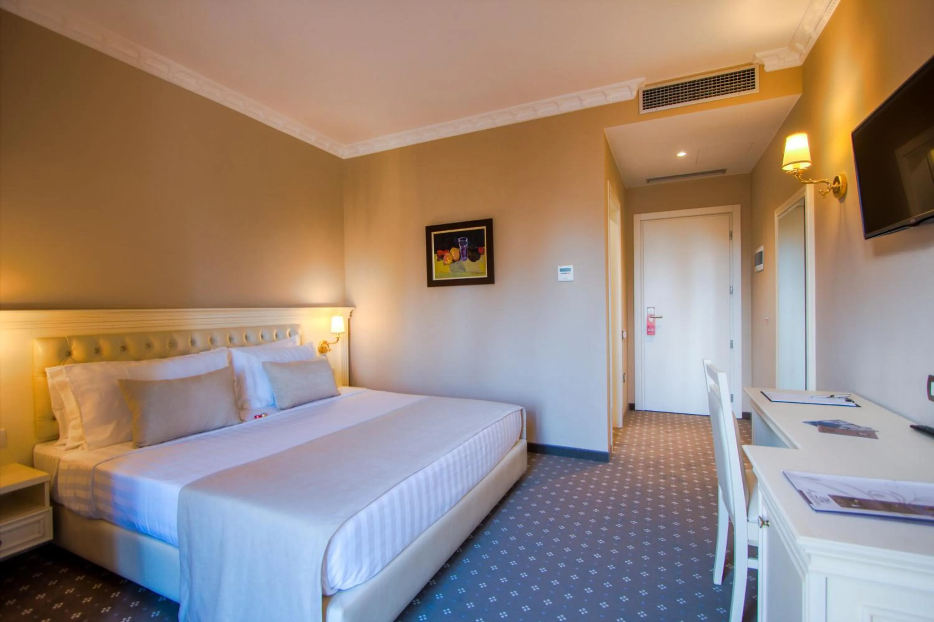 Photo of the whole room, Bed in Lot Boutique Hotel by Hotels and Preference