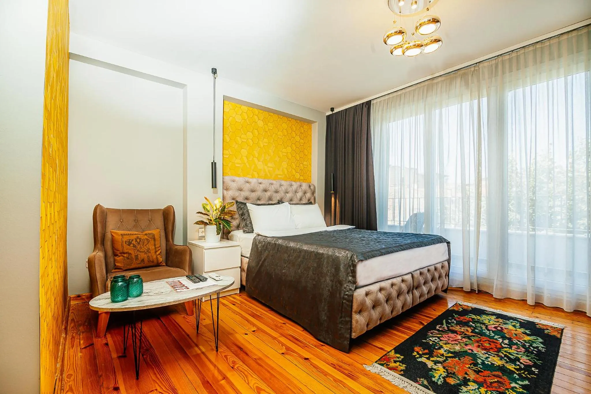 Bed in Historic Galata