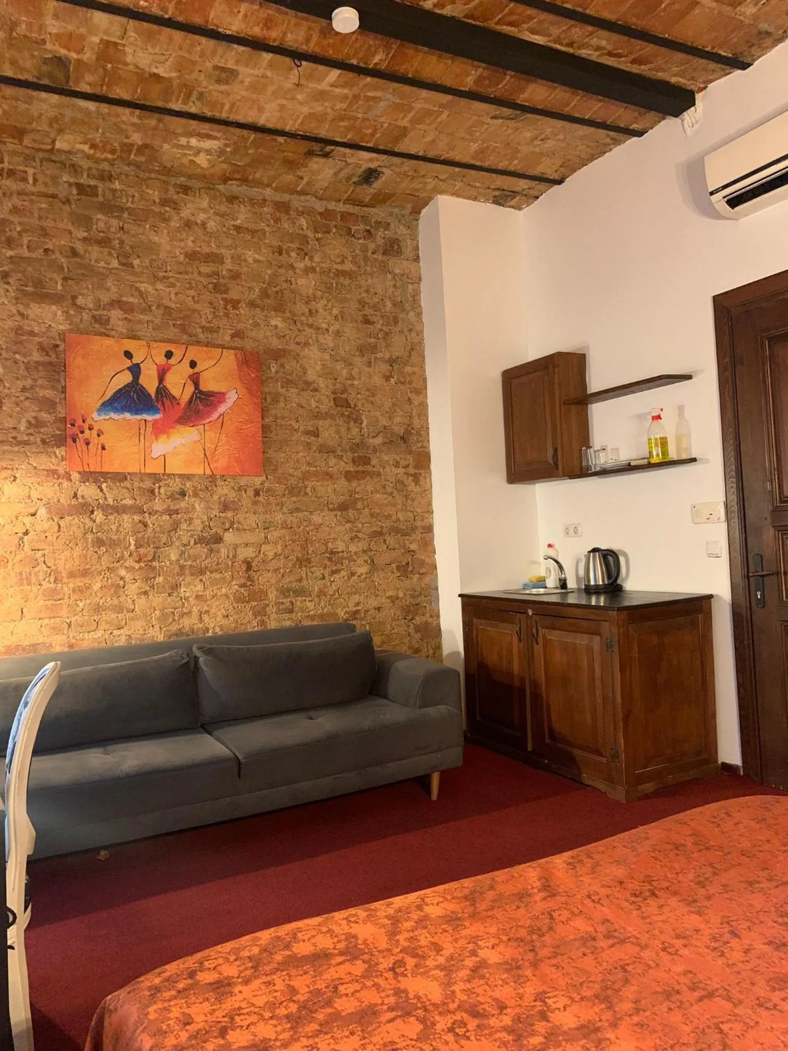 Bed in Stories Of Galata