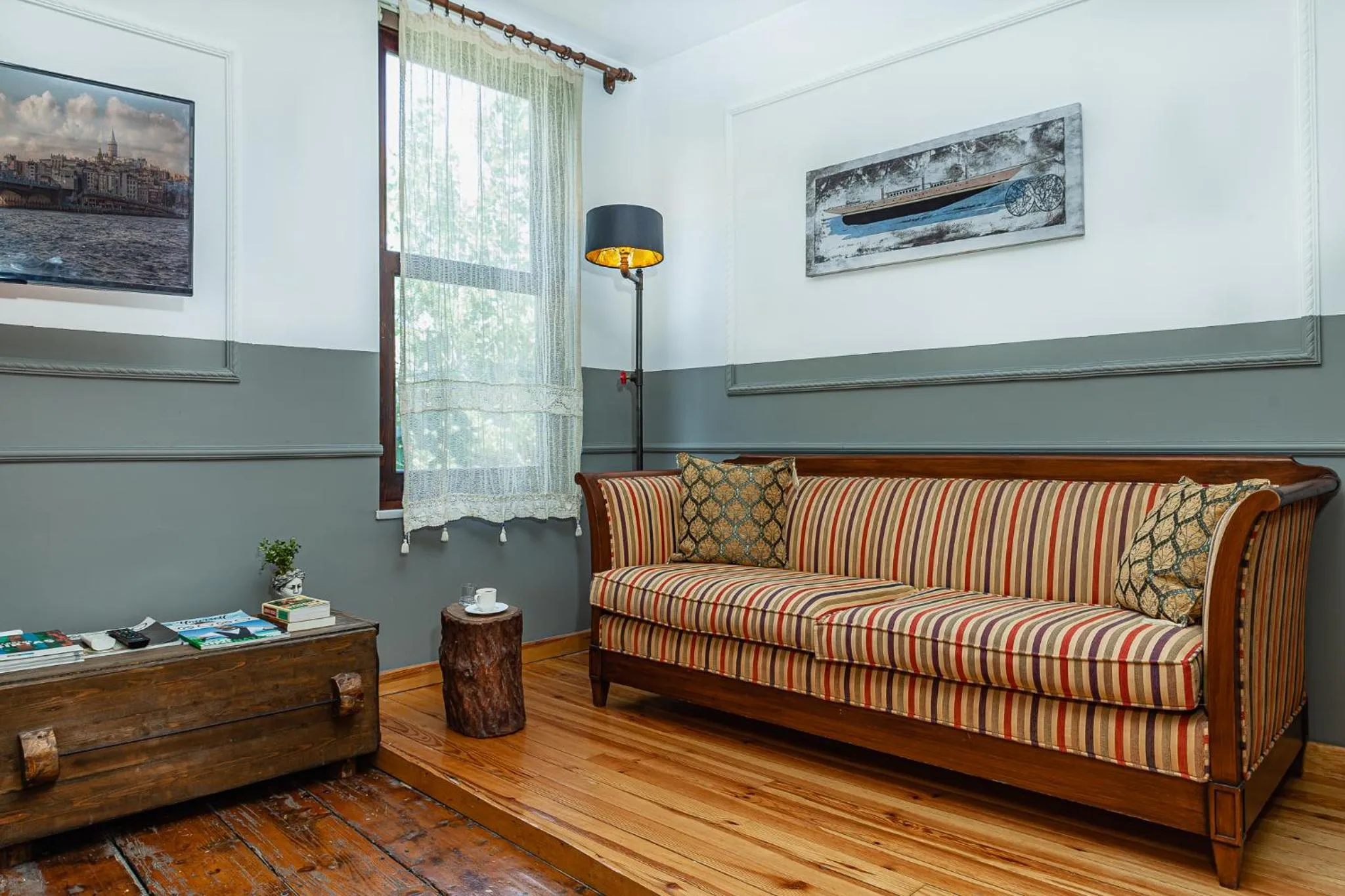 Living room in Historic Galata