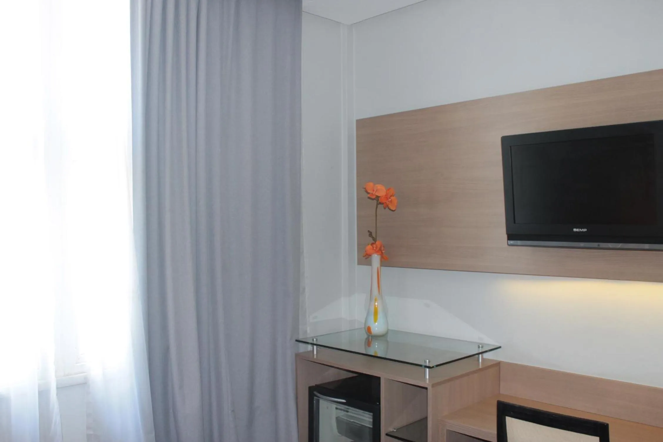 TV and multimedia in Hotel Atlântico Tower