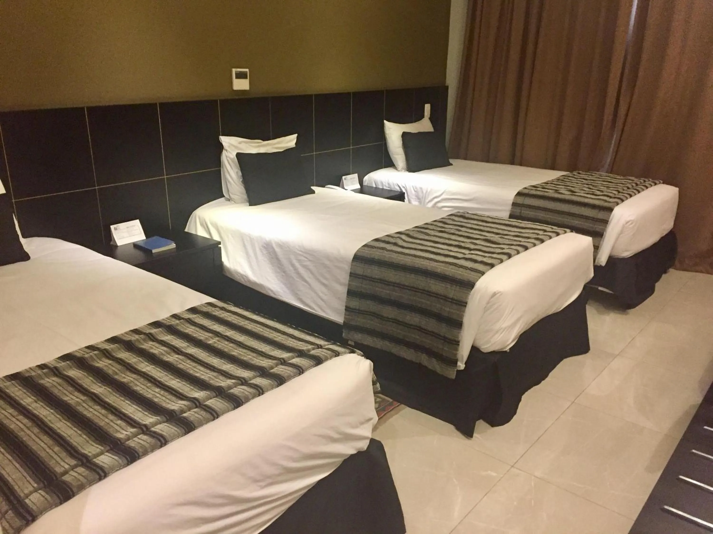 Bed in Hotel Atlântico Tower