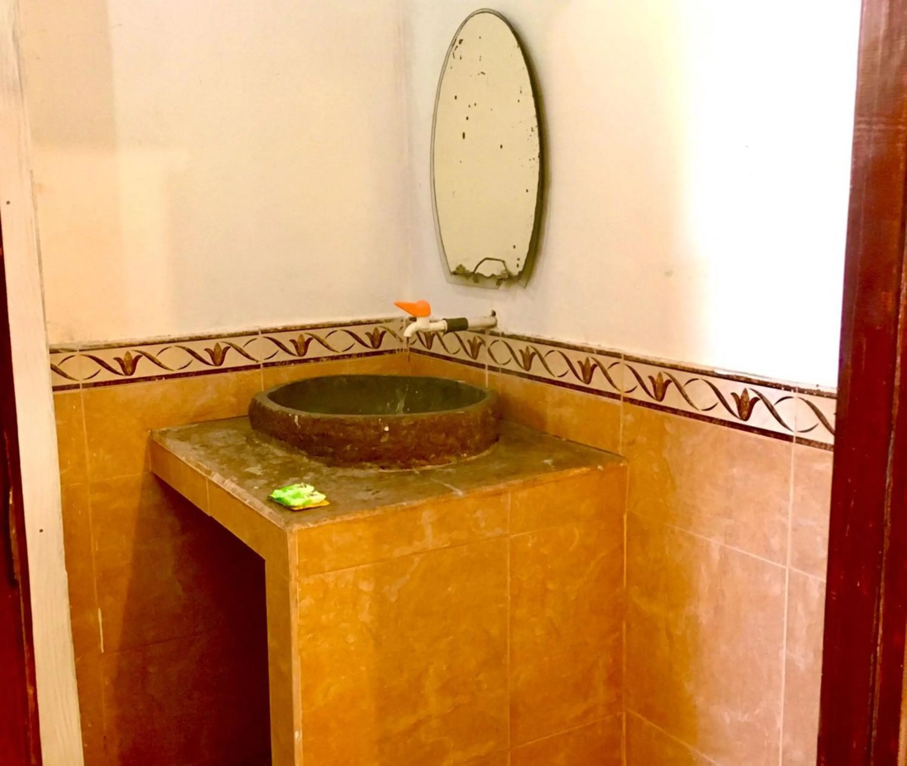 Bathroom in Gusung Indah Bungalow Gili Air