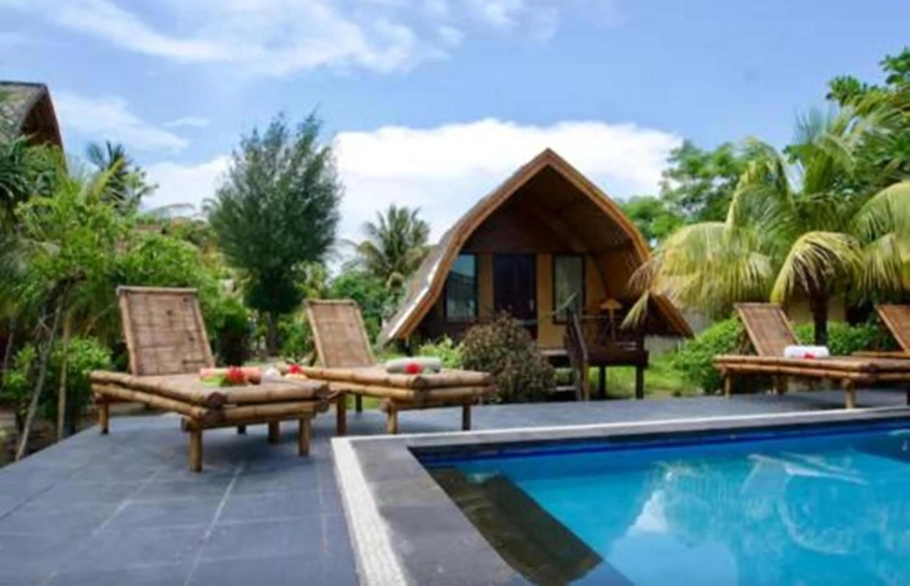 Property building in Gusung Indah Bungalow Gili Air