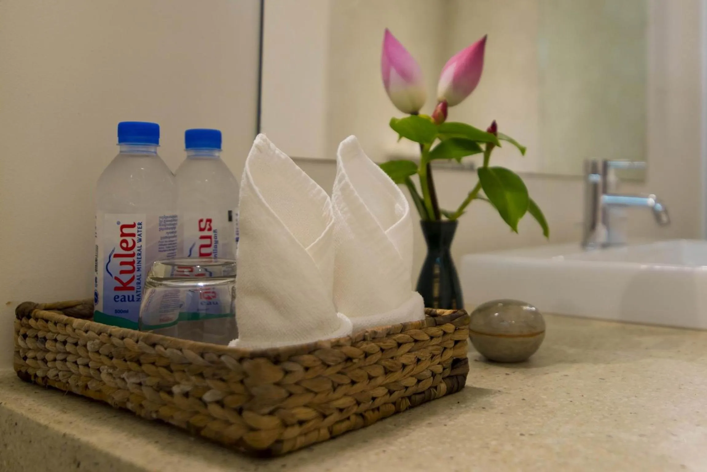 Bathroom in Enkosa 4-Bedroom Wooden Luxury House