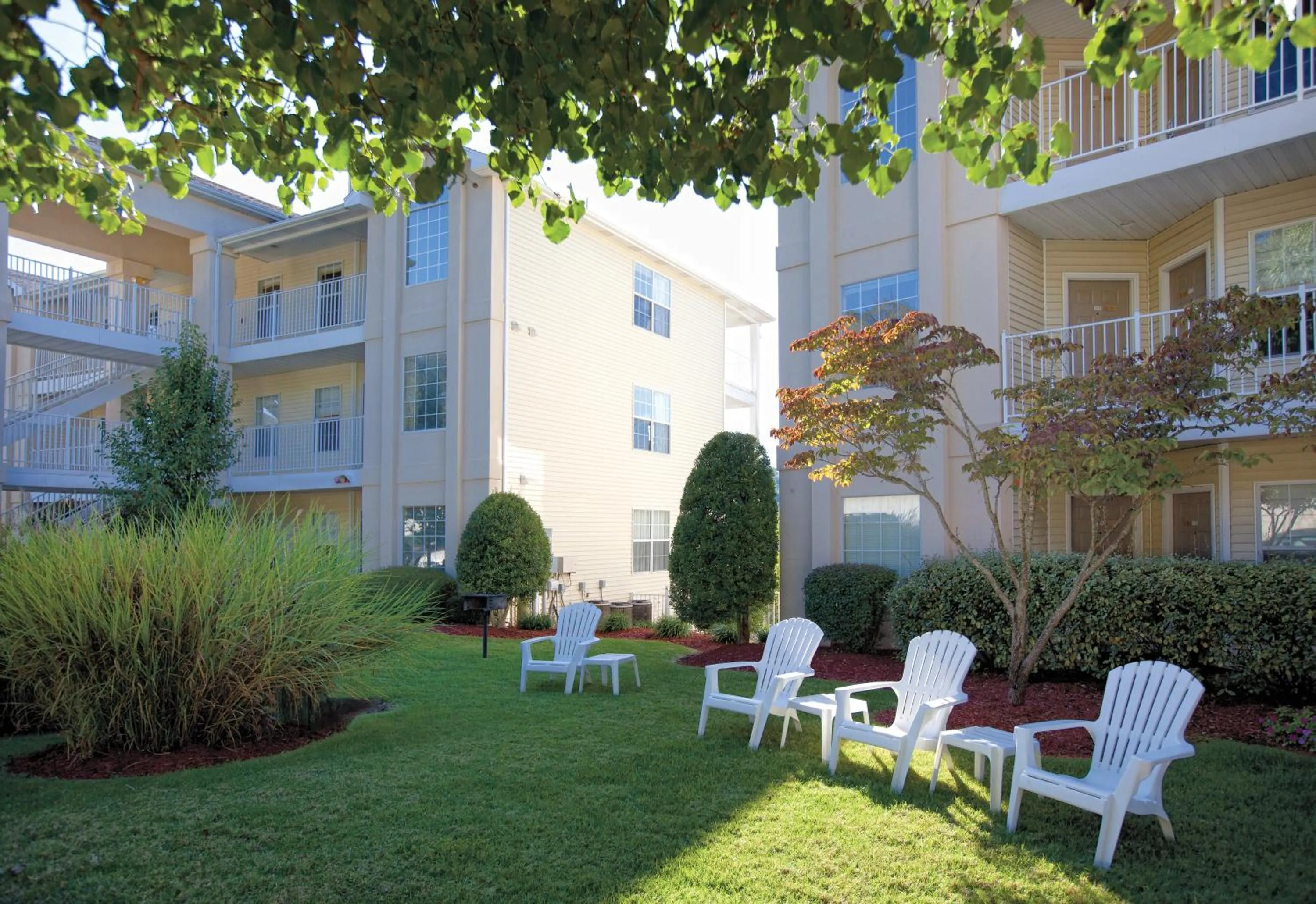 Property building in Club Wyndham Branson at The Falls