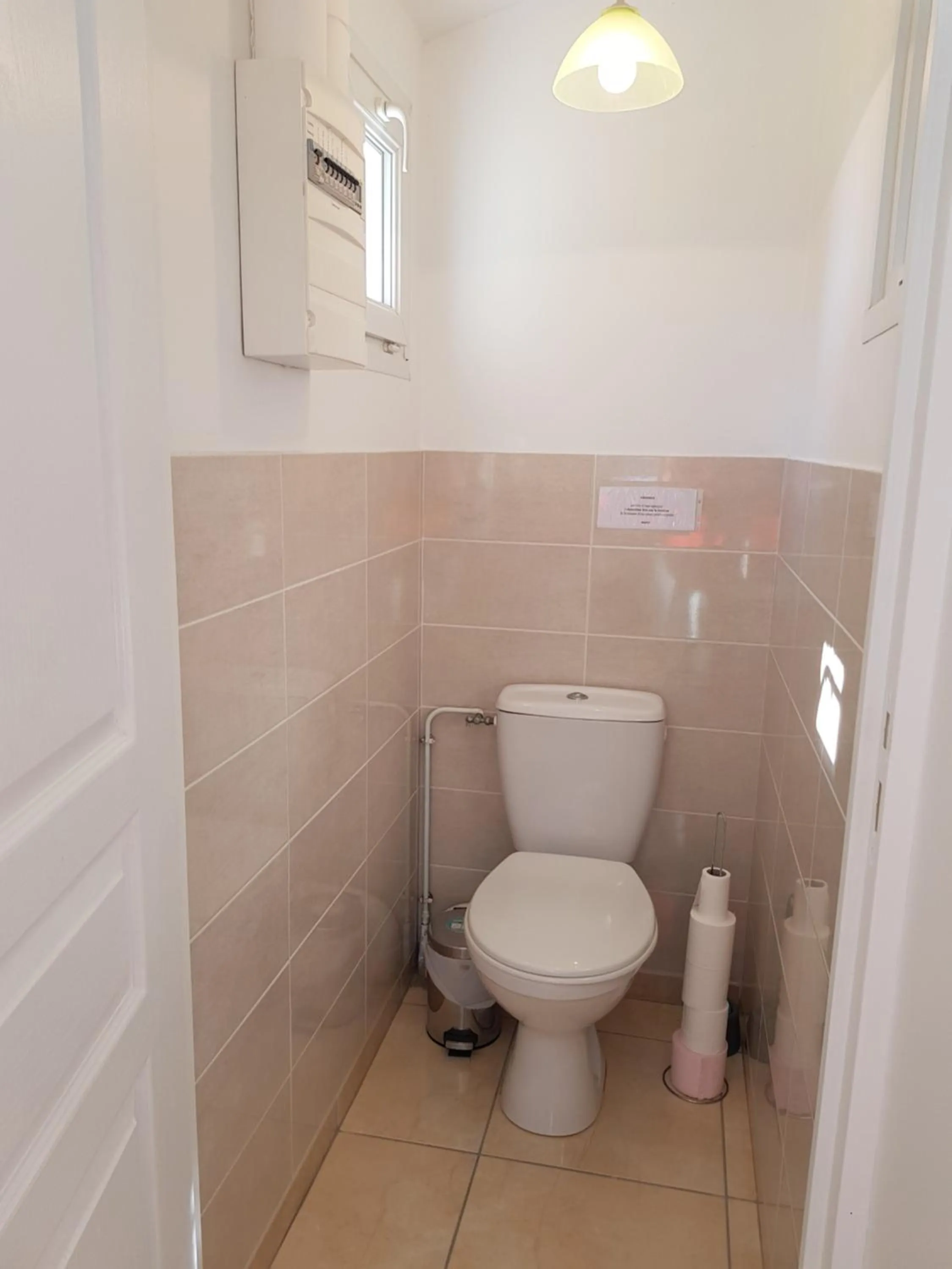 Toilet in Chambres D'hôtes Anne-Marie