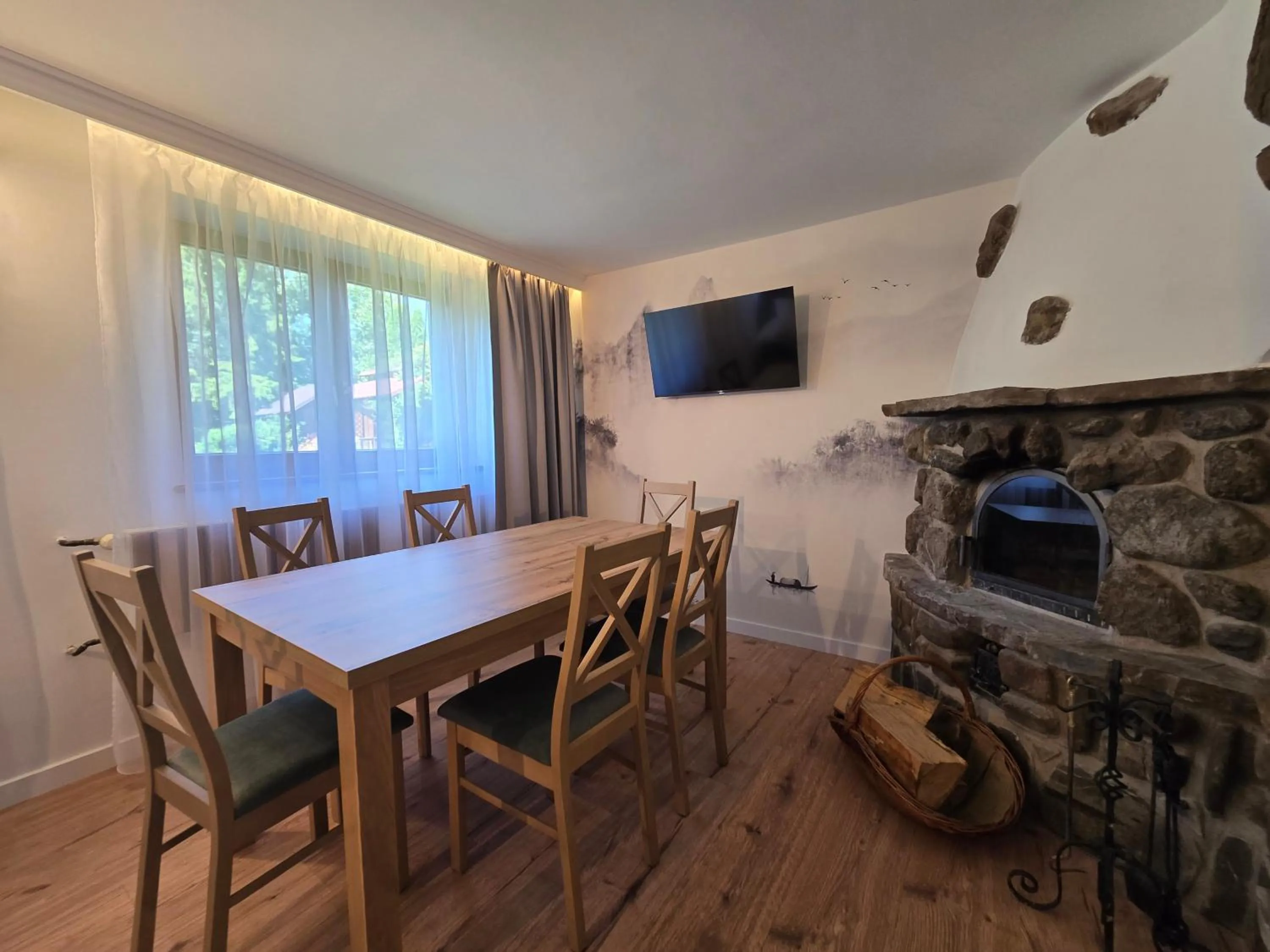 fireplace in Willa Antałówka Apartamenty