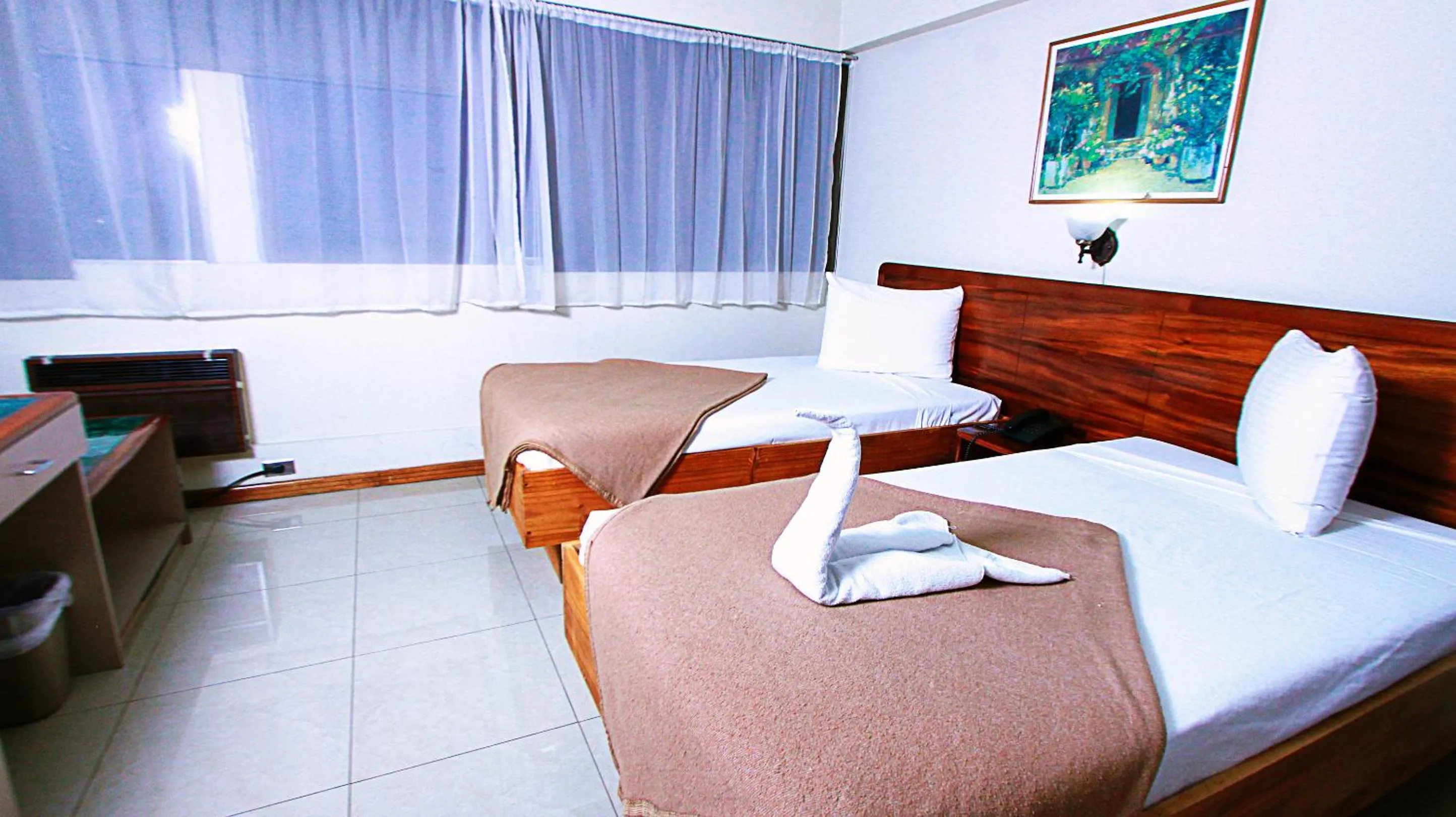 Bedroom, Bed in Hotel Ambassador