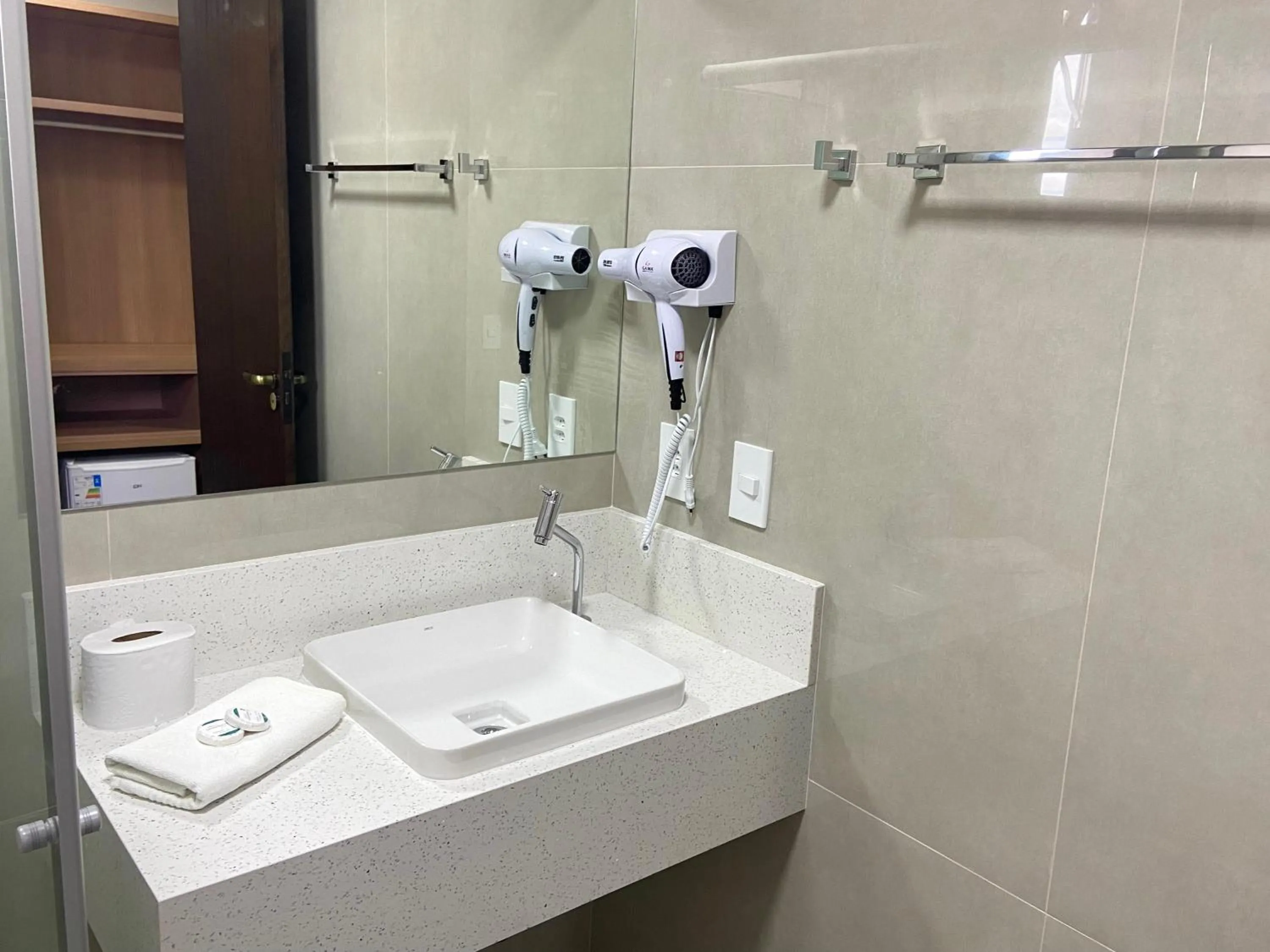 Bathroom in Pousada Canasvieiras