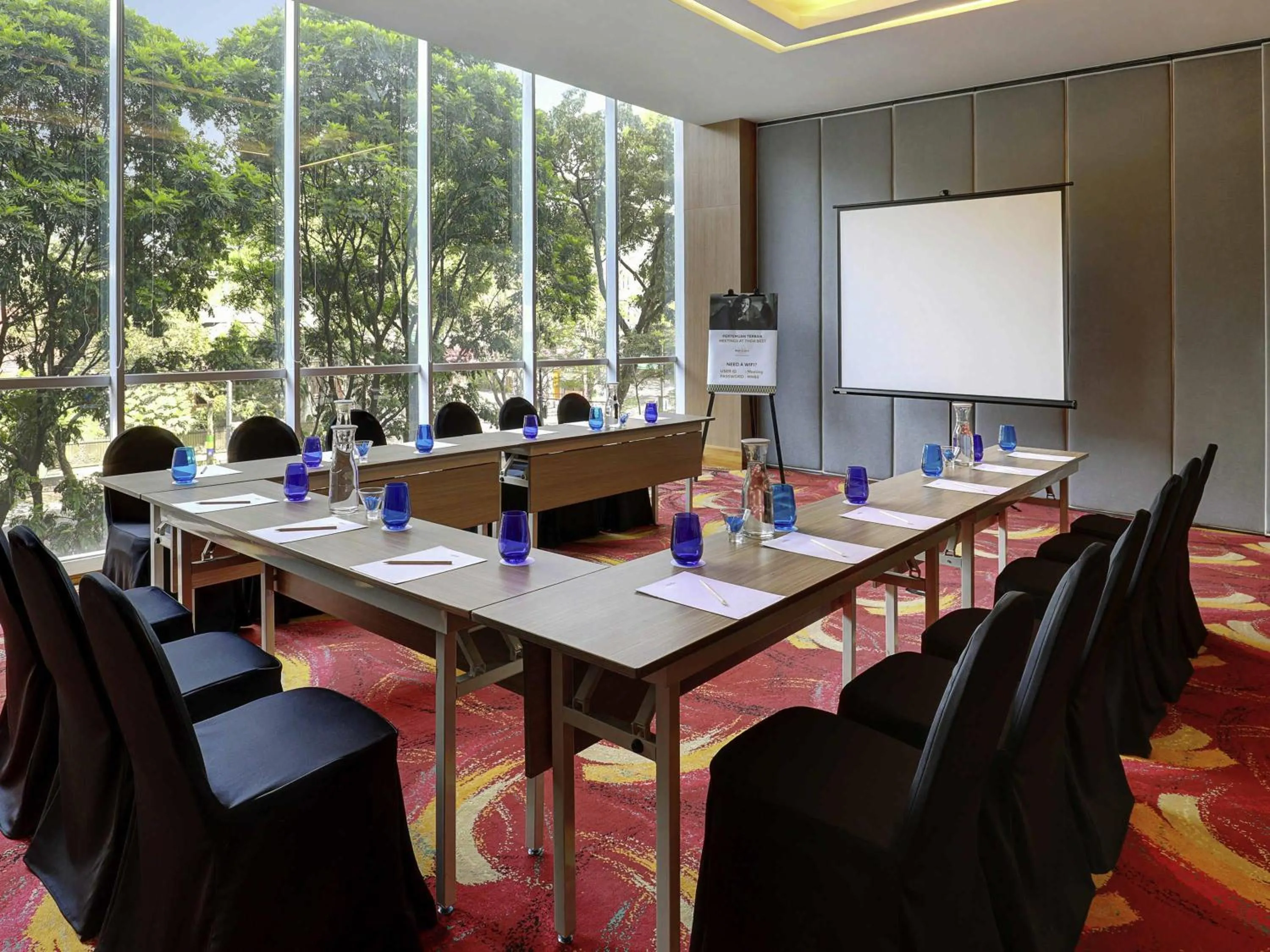 Meeting/conference room in Mercure Bandung Nexa Supratman