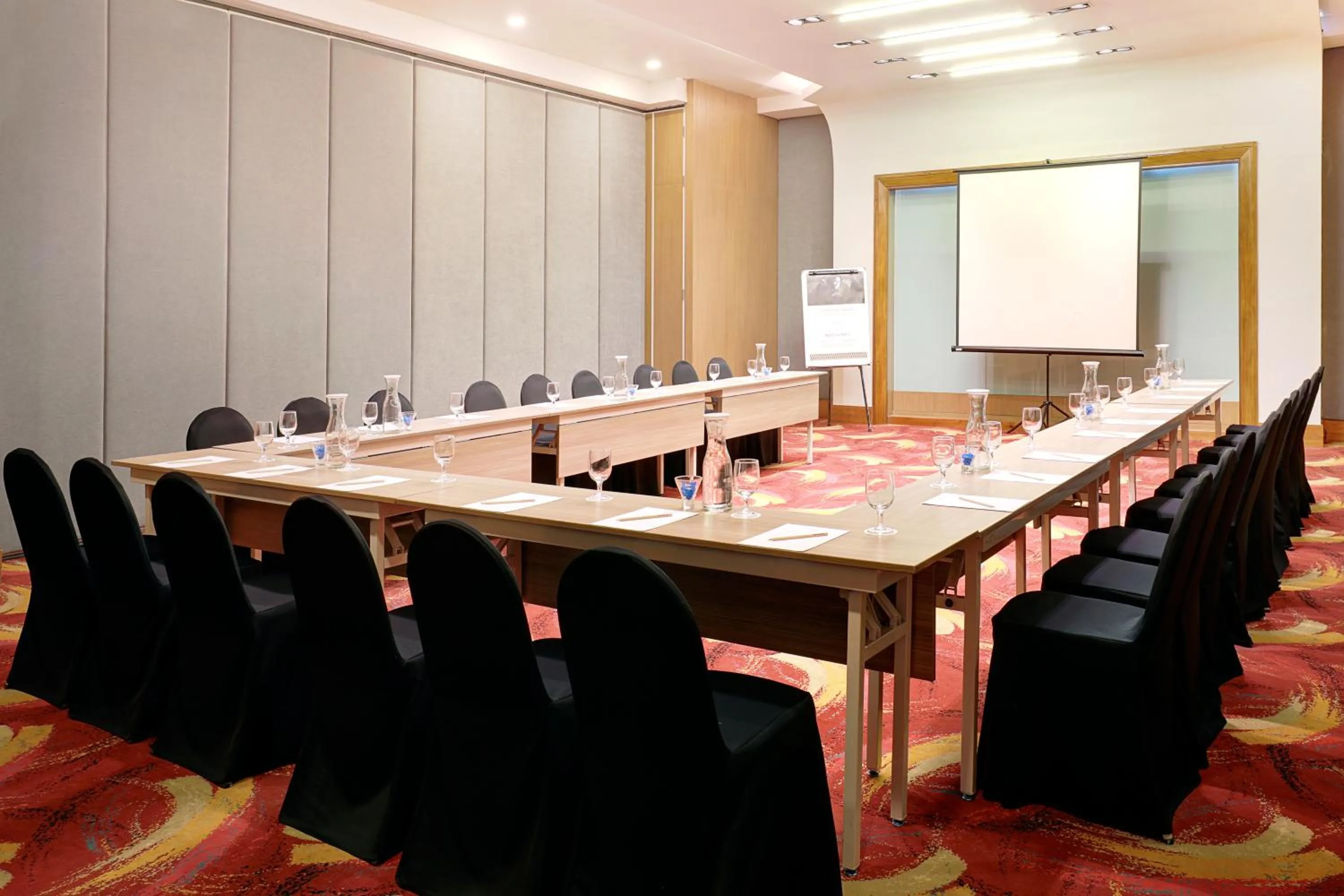 Business facilities in Mercure Bandung Nexa Supratman