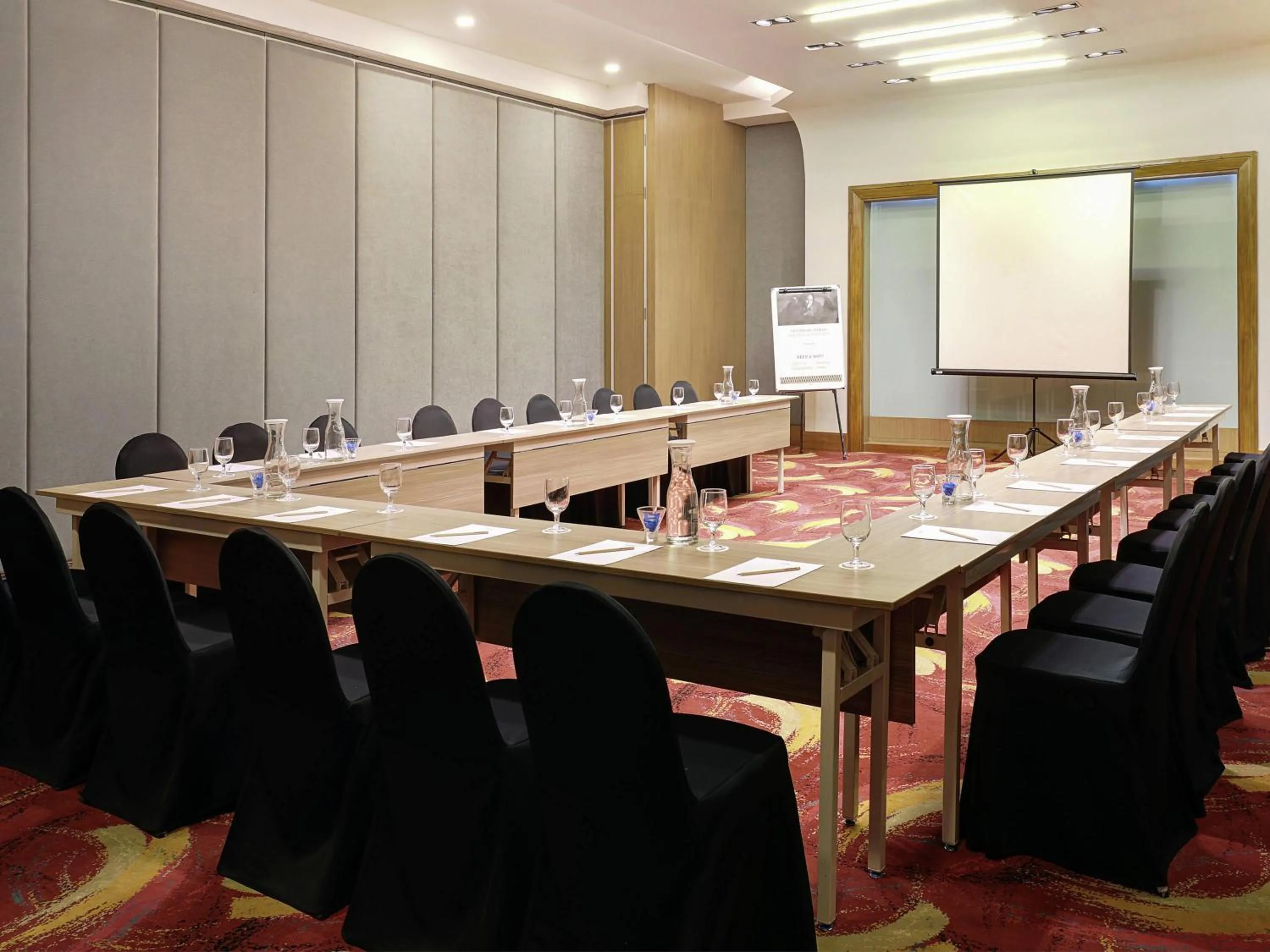 Meeting/conference room in Mercure Bandung Nexa Supratman