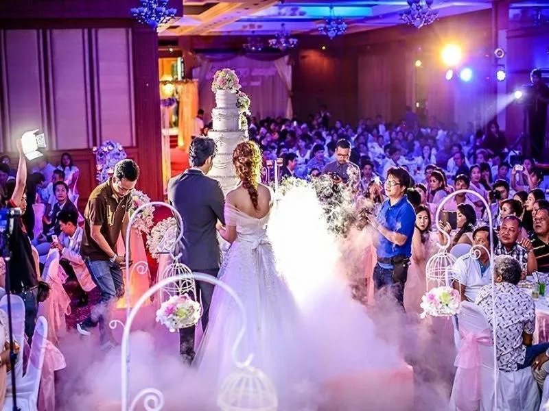 Business facilities in The Rich Hotel