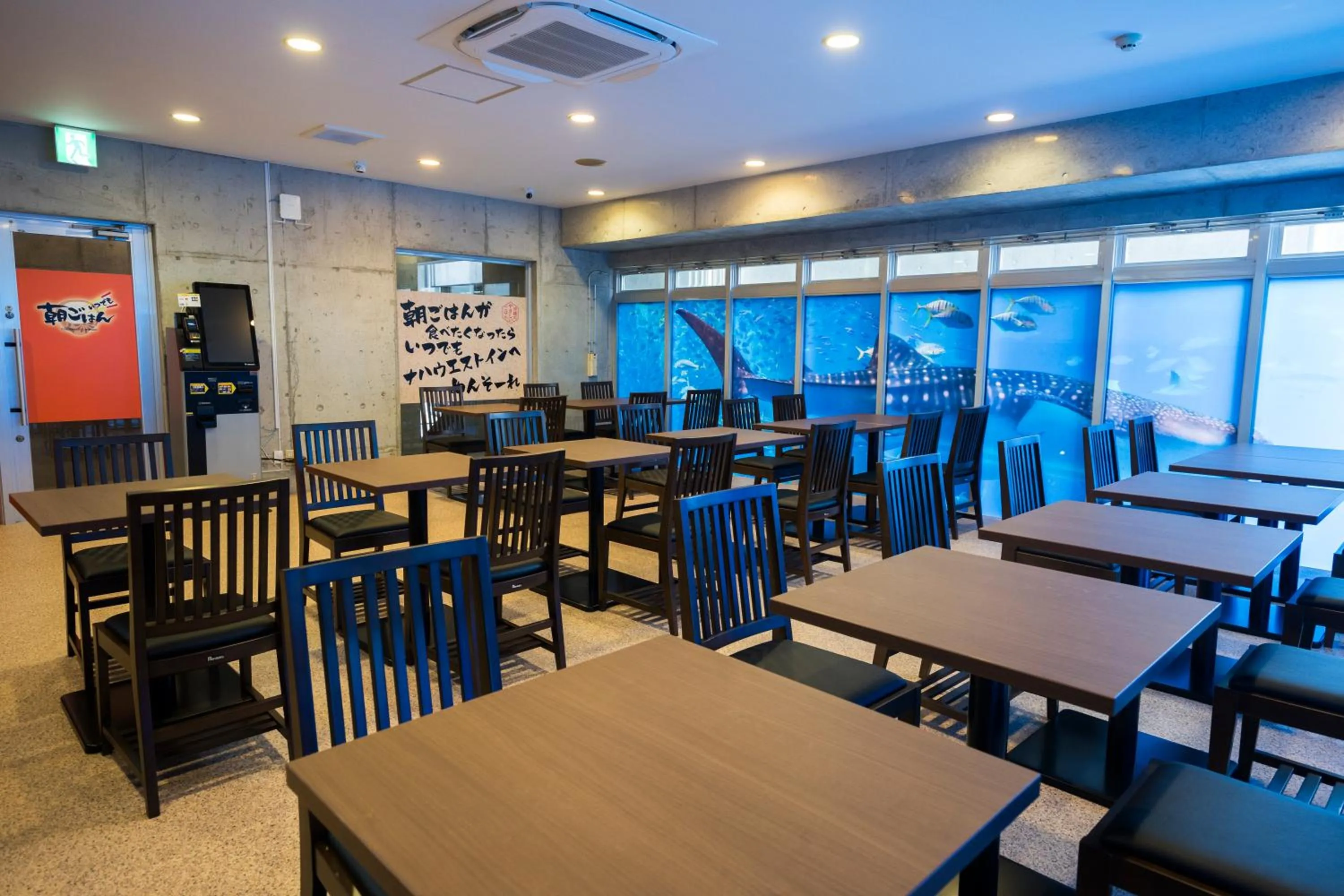 Restaurant/places to eat in NAHA-WEST INN