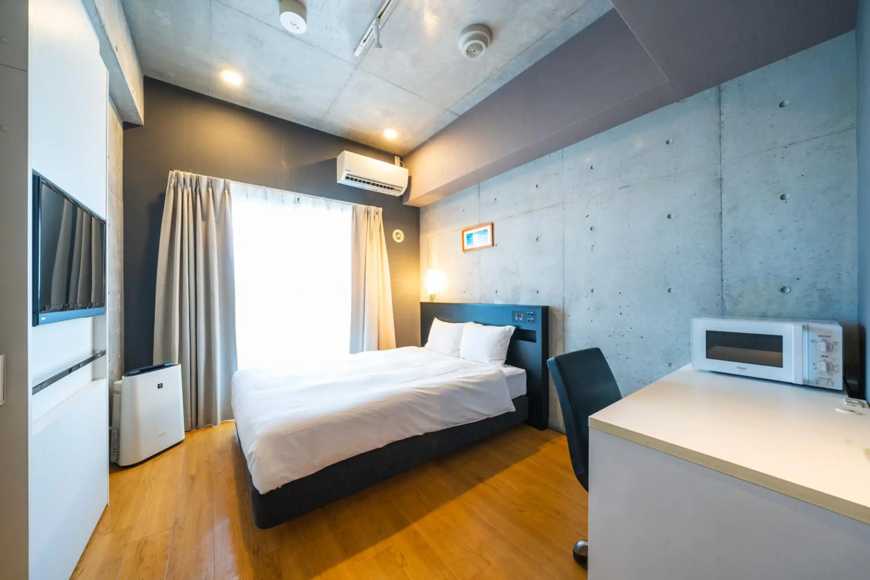 Superior Queen Room New building Non-Smoking - single occupancy in NAHA-WEST INN Superior Queen Room New building Non-Smoking - single occupancy in NAHA-WEST INN