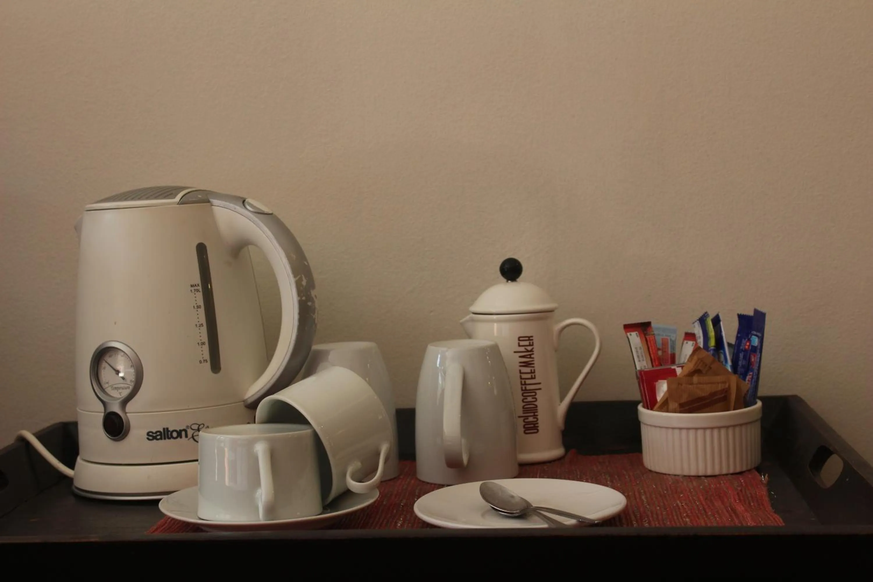 Coffee/tea facilities in Fairways Hotel