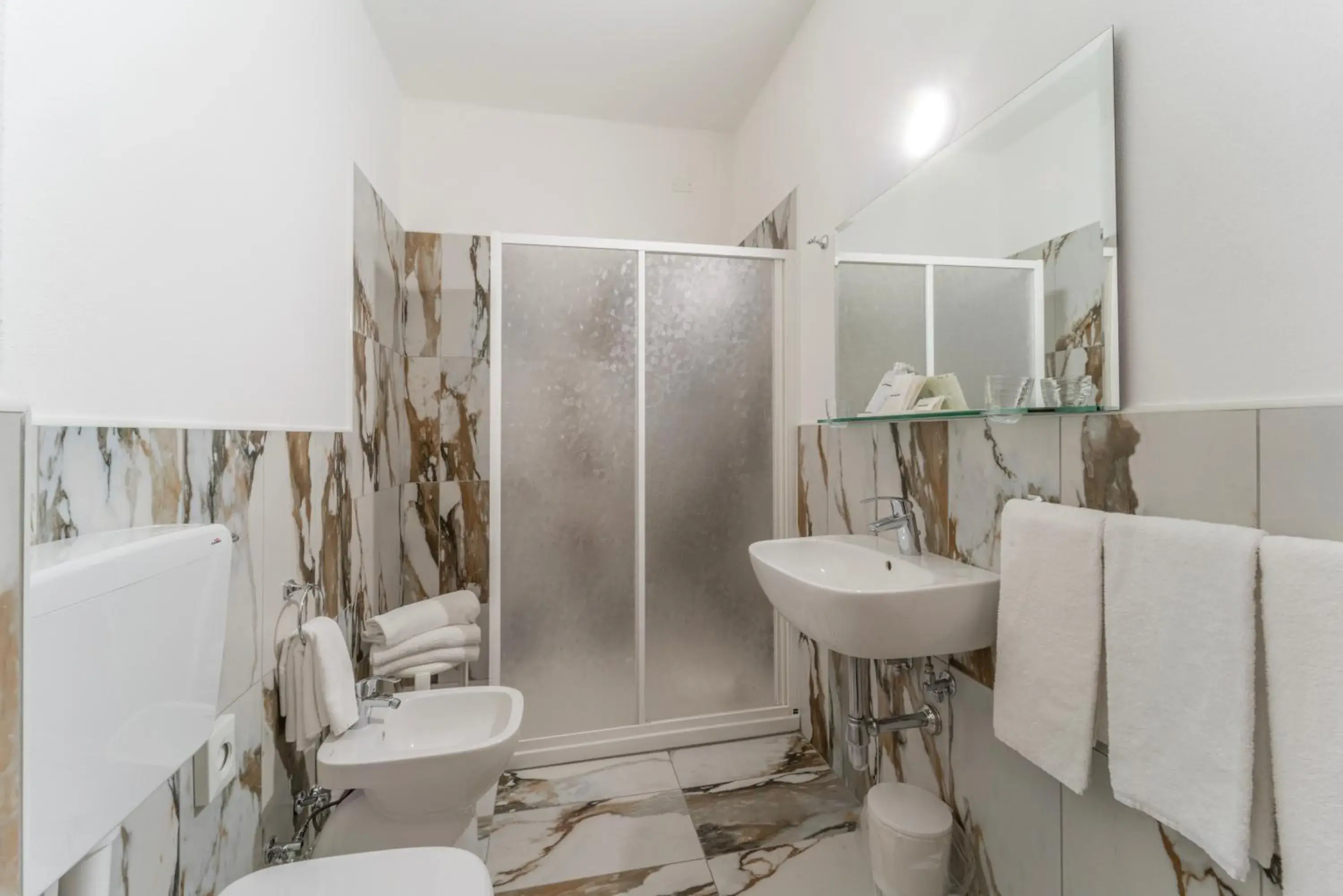 Standard Twin Room - single occupancy in Hotel Donatello Standard Twin Room - single occupancy in Hotel Donatello