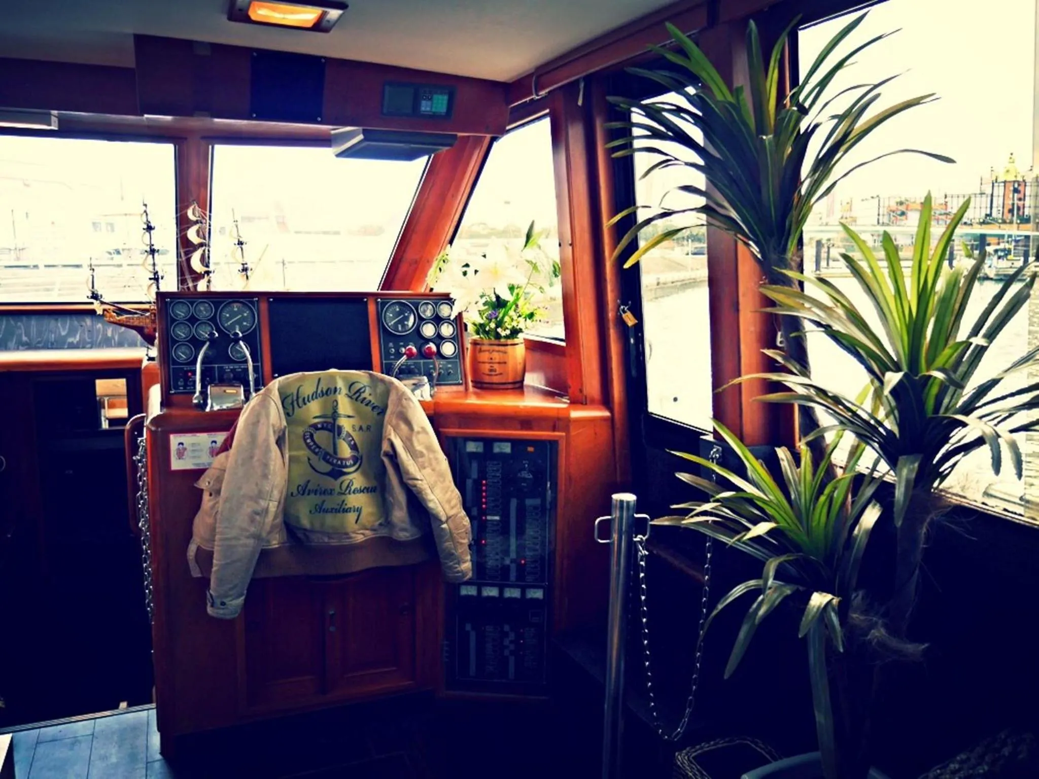 Decorative detail in Osaka Hokko Marina HULL