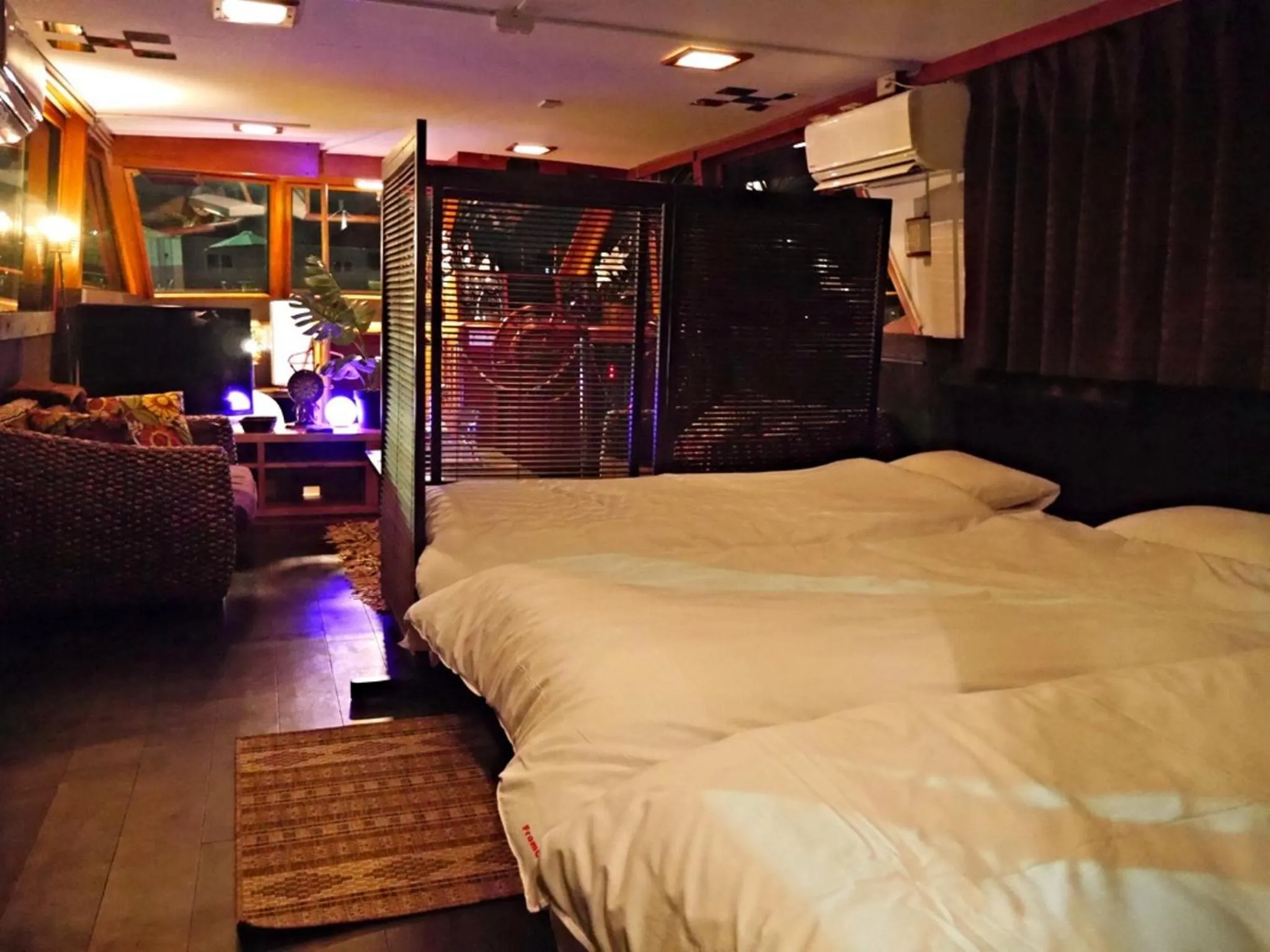 Photo of the whole room, Bed in Osaka Hokko Marina HULL