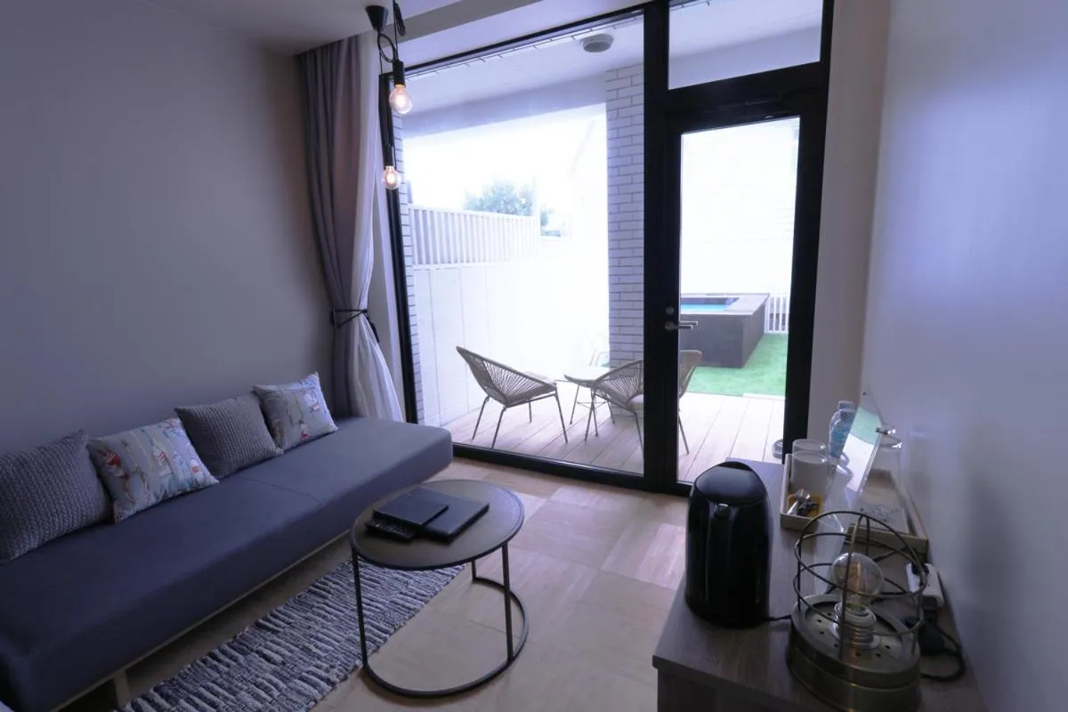 Photo of the whole room in Osaka Hokko Marina HULL