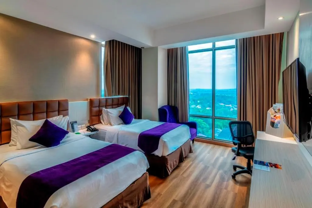 Bedroom, Bed in Platinum Hotel & Convention Hall Balikpapan
